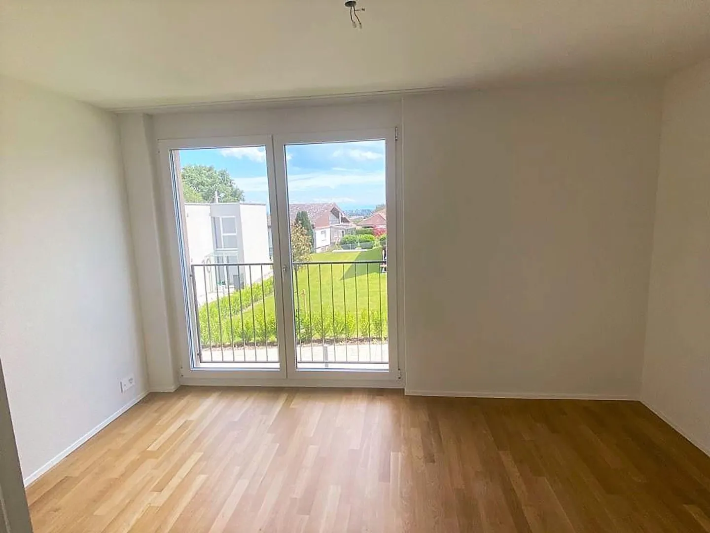 Moderne Wohnung mit Seeblick - Foto 6 von 9