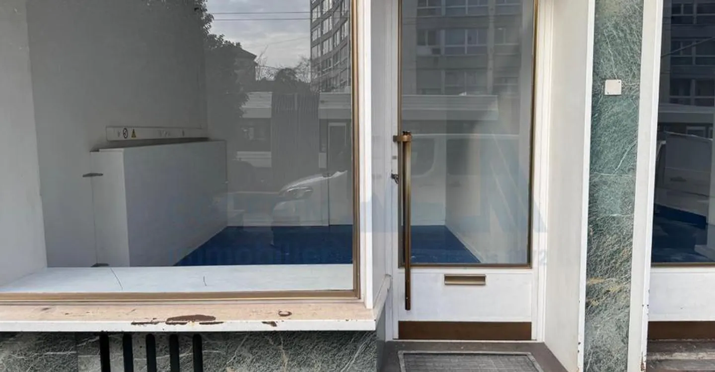 Spazio Commerciale Vicino ai Trasporti - Foto 13 di 13