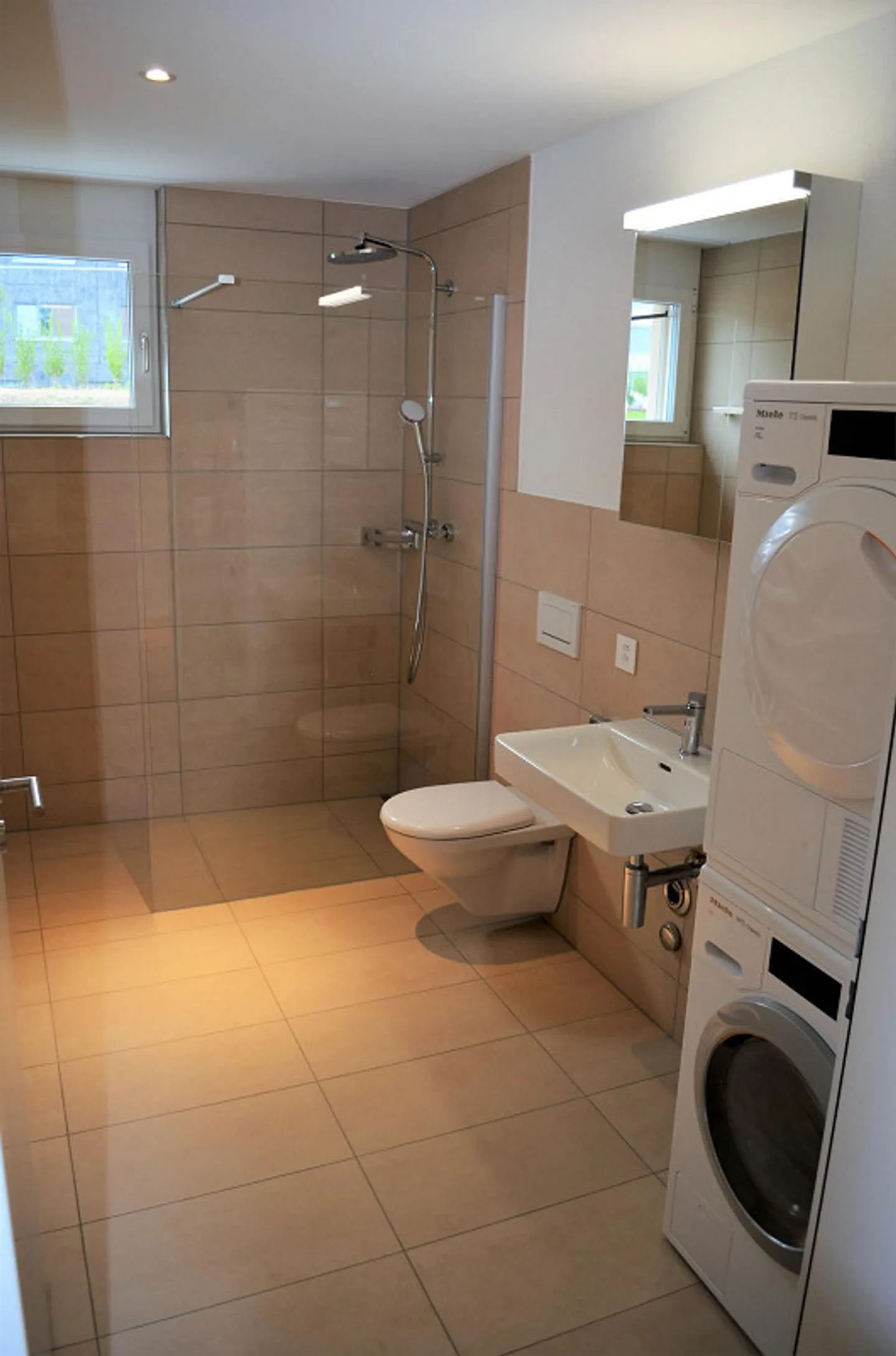 Moderne Wohnung mit Seeblick - Foto 7 von 9