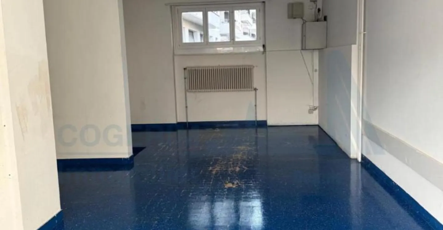 Spazio Commerciale Vicino ai Trasporti - Foto 9 di 13