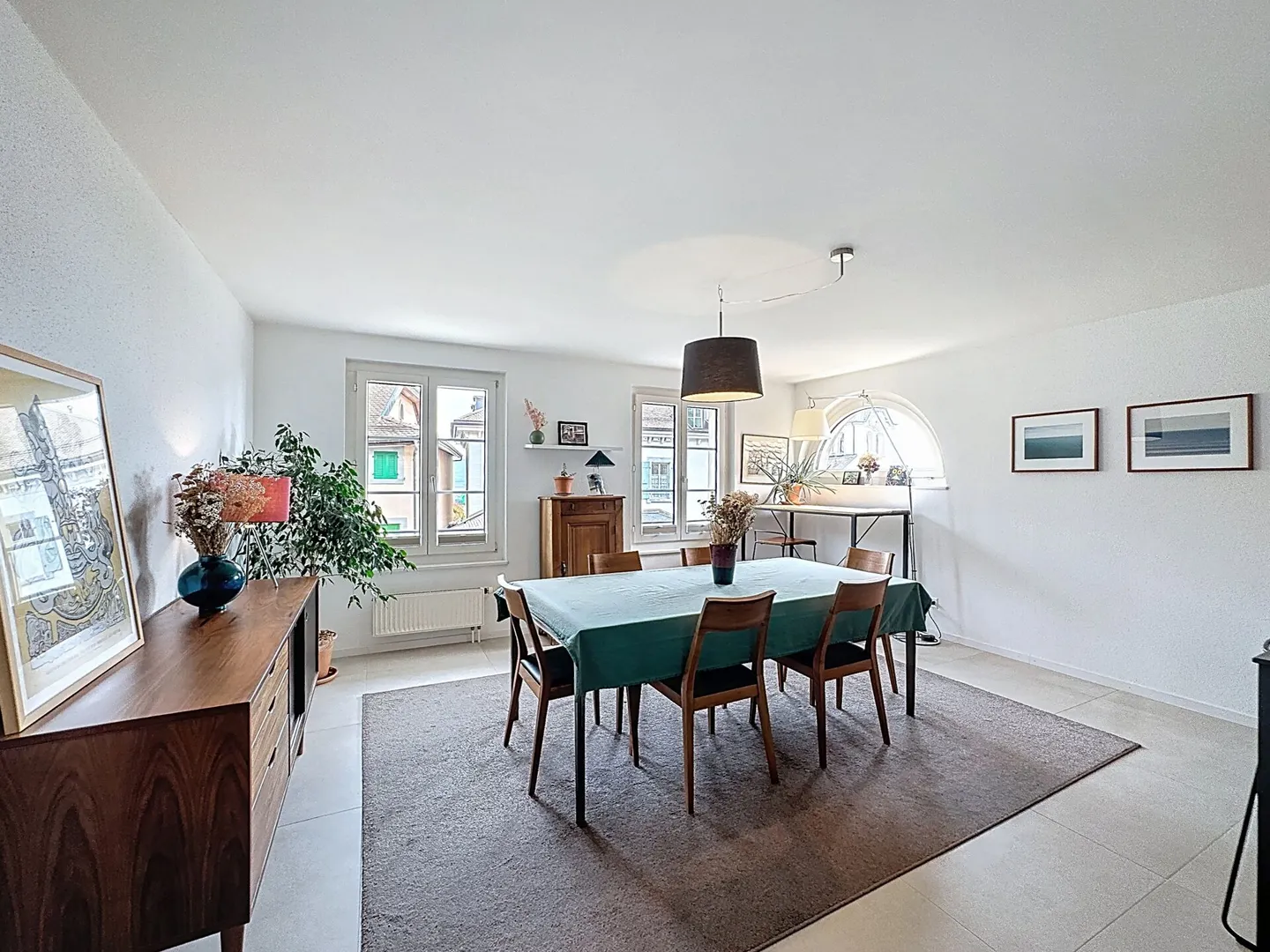 DUPLEX DI CARATTERE RINNOVATO NEL CUORE DI FÉCHY-DESSUS - Foto 1 di 18