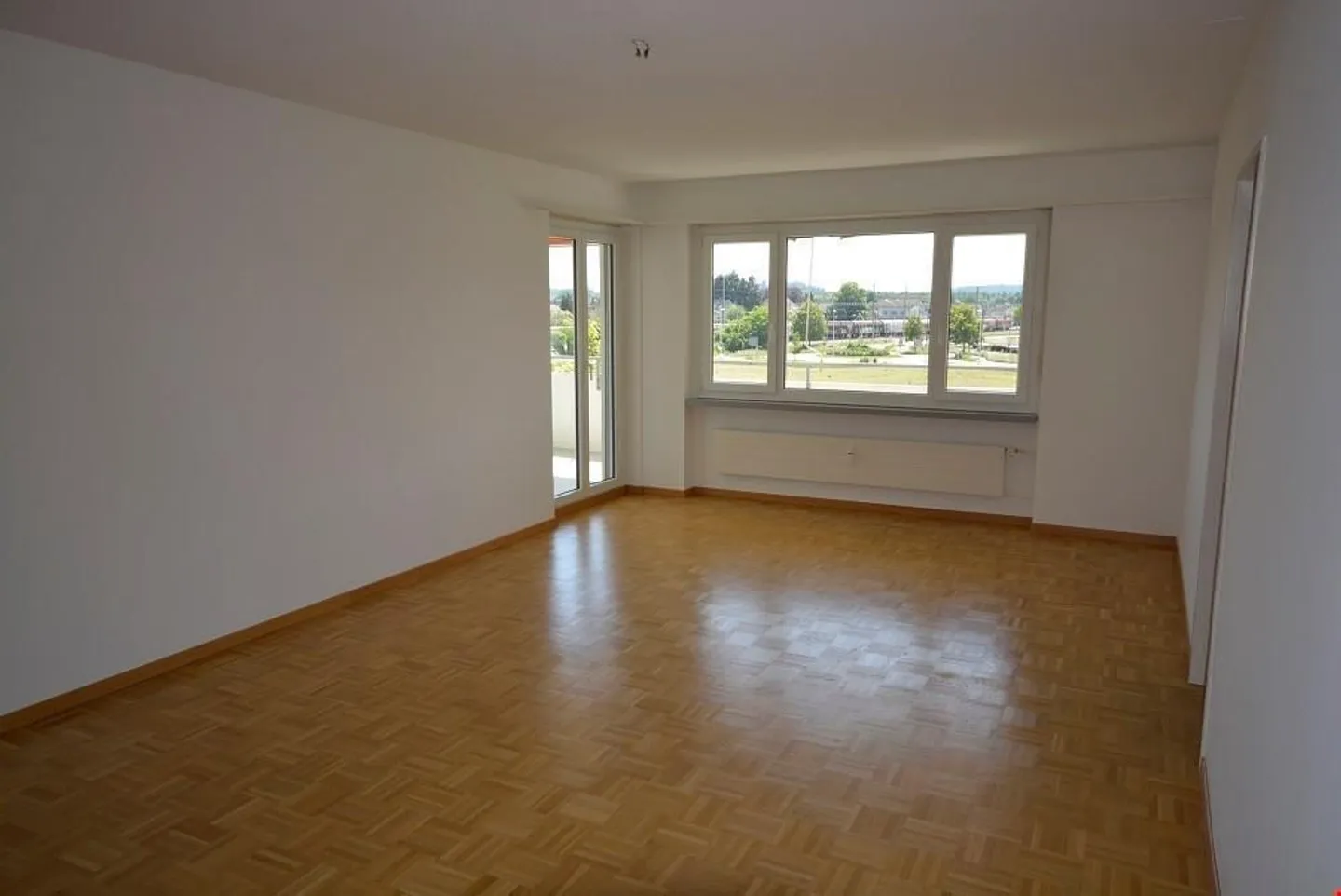 Great floor plan for families - Photo 7 of 13