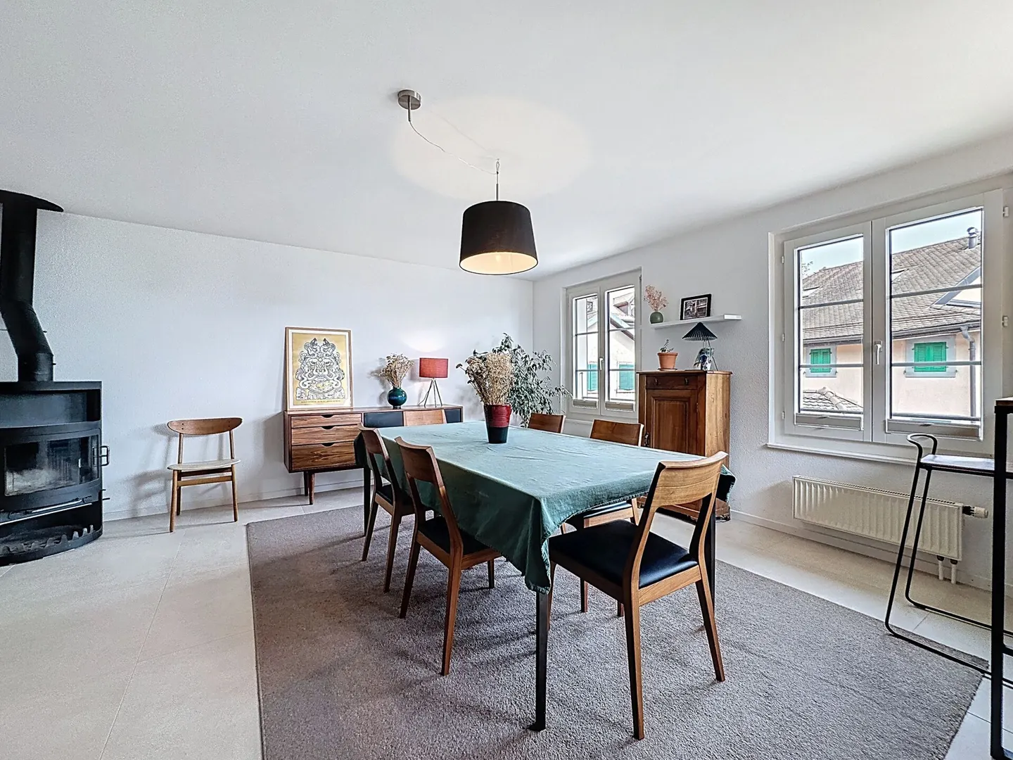 DUPLEX DI CARATTERE RINNOVATO NEL CUORE DI FÉCHY-DESSUS - Foto 2 di 18