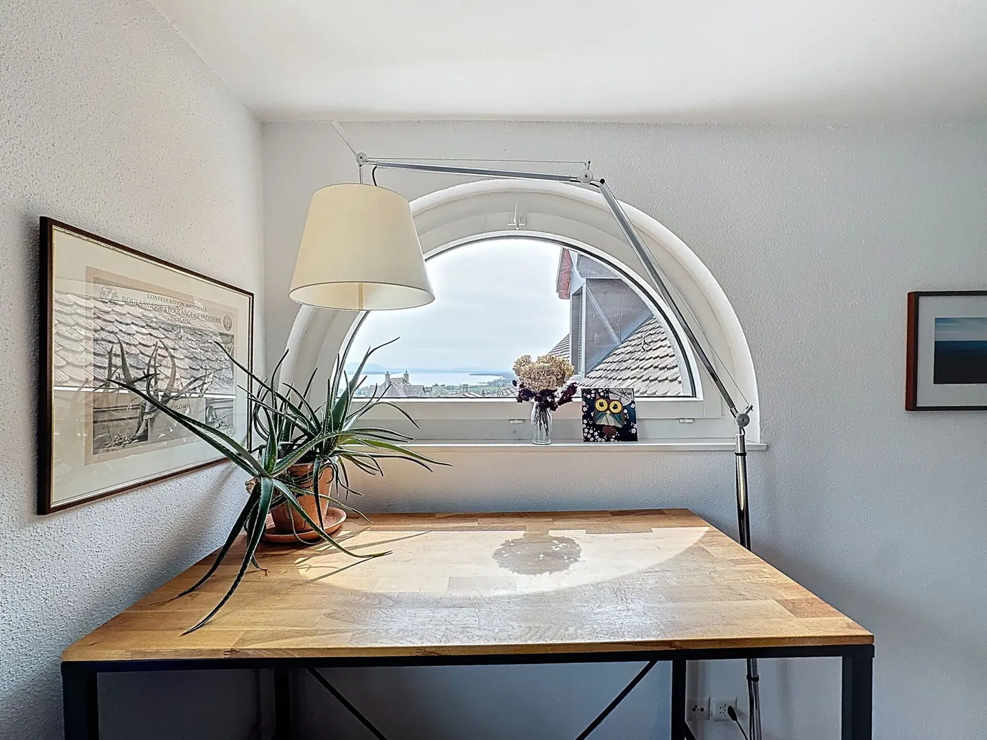 DUPLEX DI CARATTERE RINNOVATO NEL CUORE DI FÉCHY-DESSUS - Foto 6 di 18
