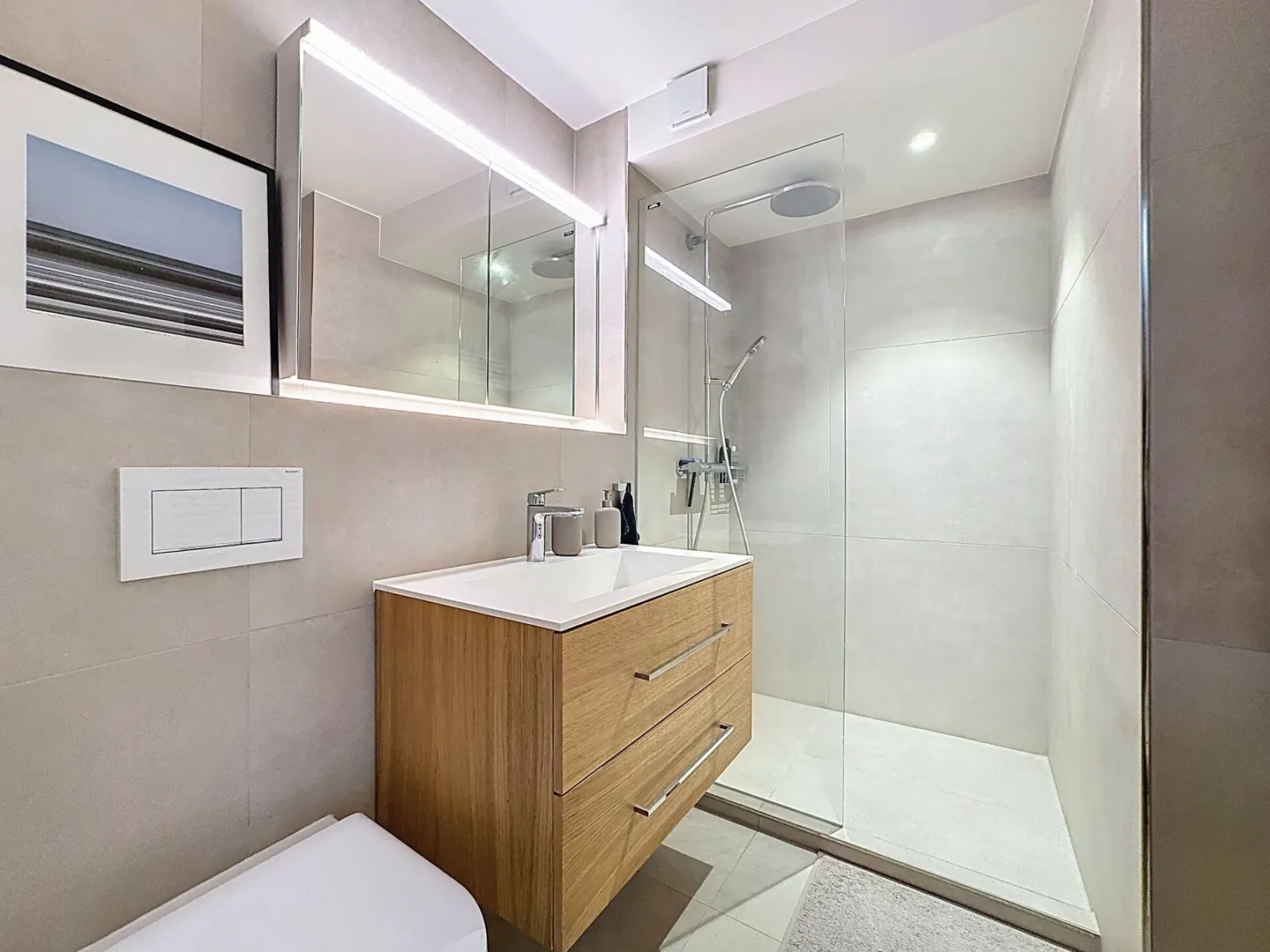 DUPLEX DI CARATTERE RINNOVATO NEL CUORE DI FÉCHY-DESSUS - Foto 9 di 18