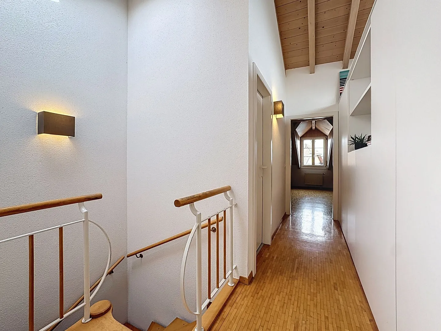 DUPLEX DI CARATTERE RINNOVATO NEL CUORE DI FÉCHY-DESSUS - Foto 11 di 18