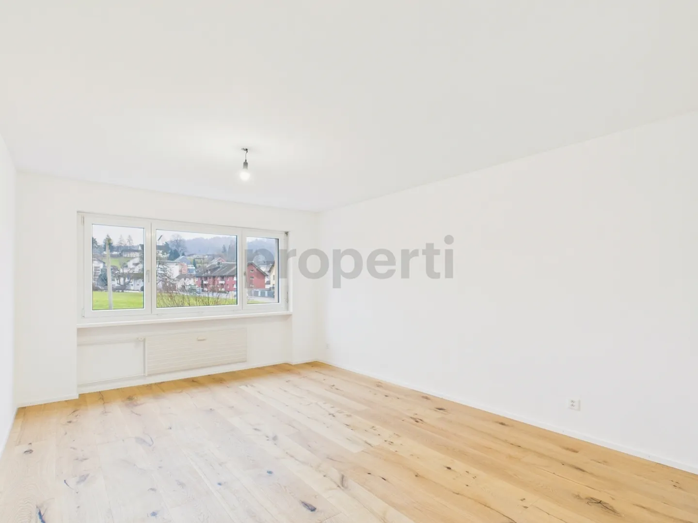 Modern 3.5-Room Apartment with Balcony in Wittenbach - Photo 8 of 12