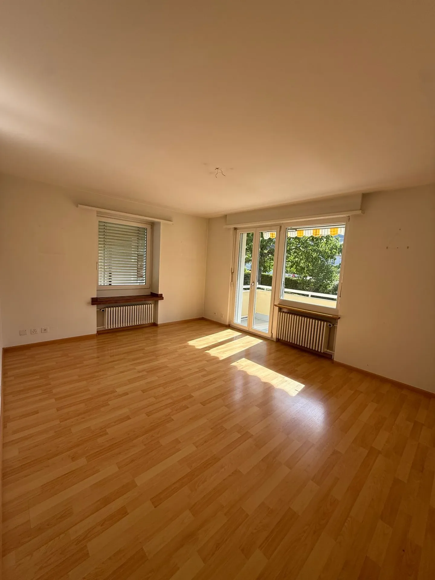 Helle 4-Zimmer-Wohnung mit Balkon - Foto 5 von 15