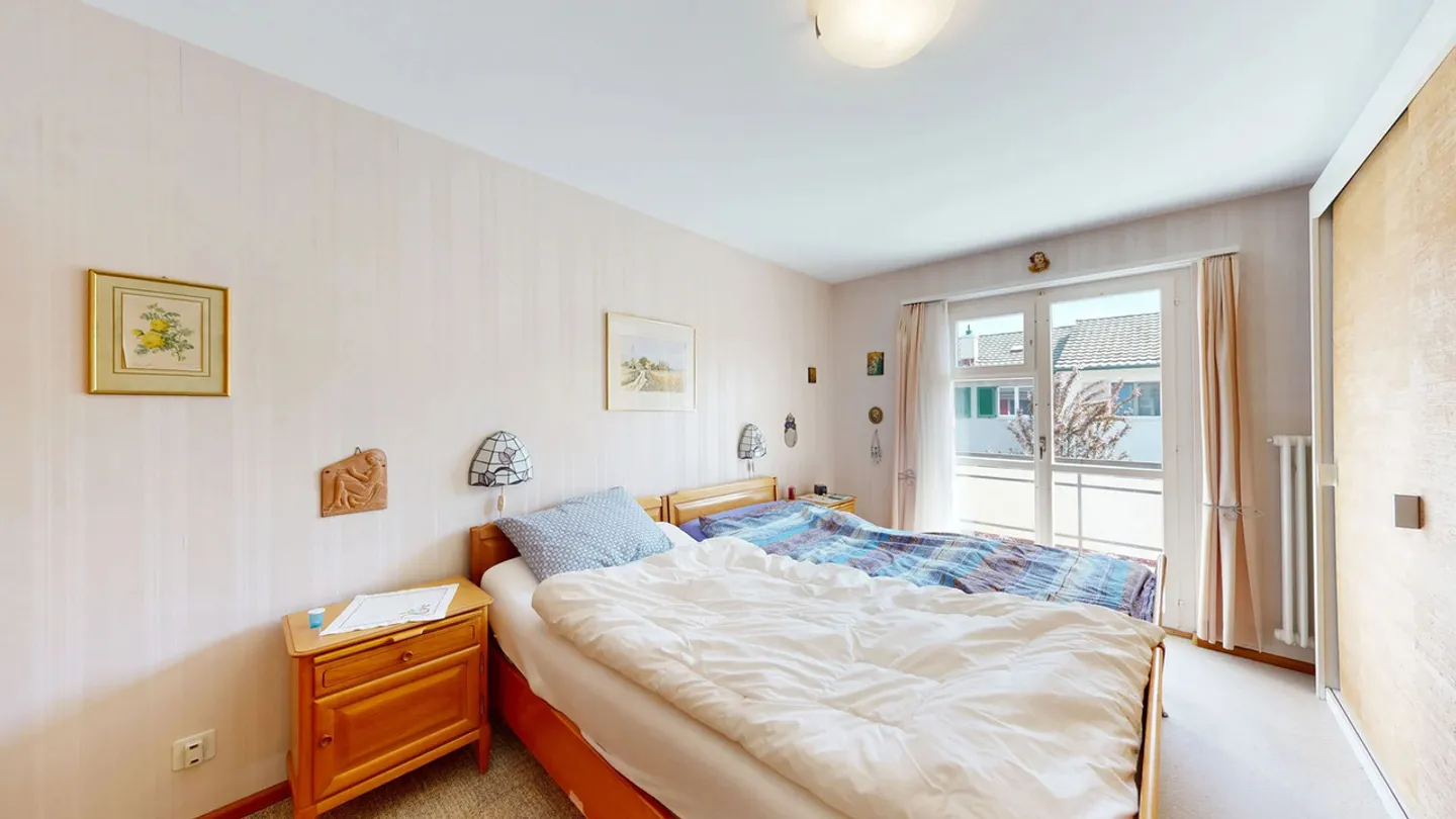 Charming Family Townhouse - Photo 10 of 23