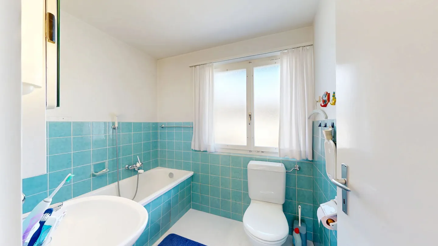 Charming Family Townhouse - Photo 14 of 23