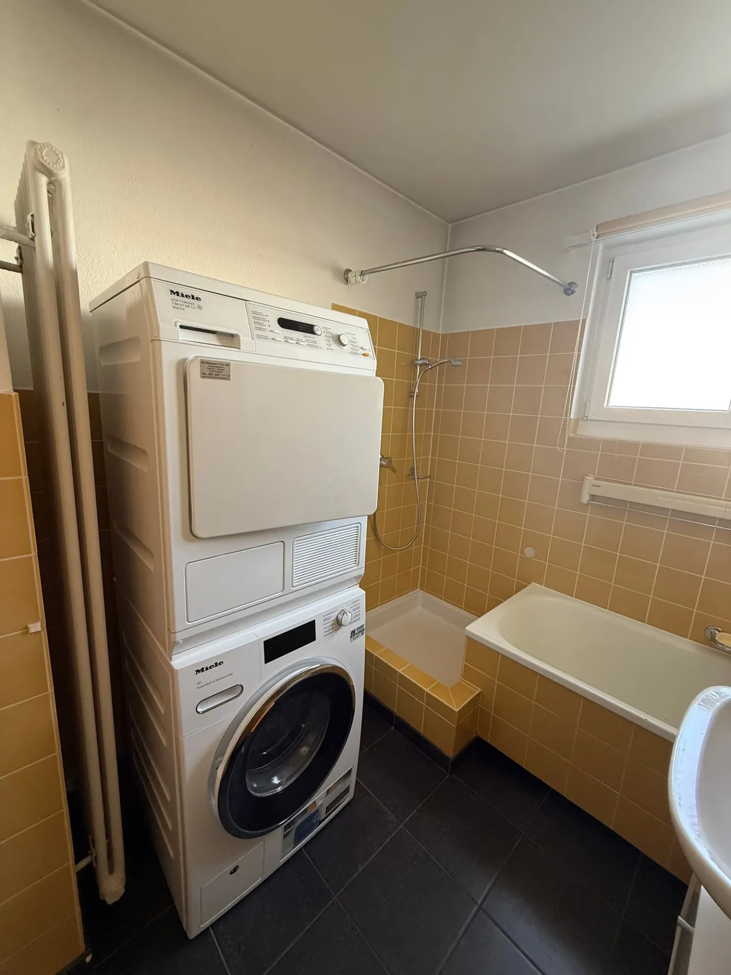 Helle 4-Zimmer-Wohnung mit Balkon - Foto 11 von 15