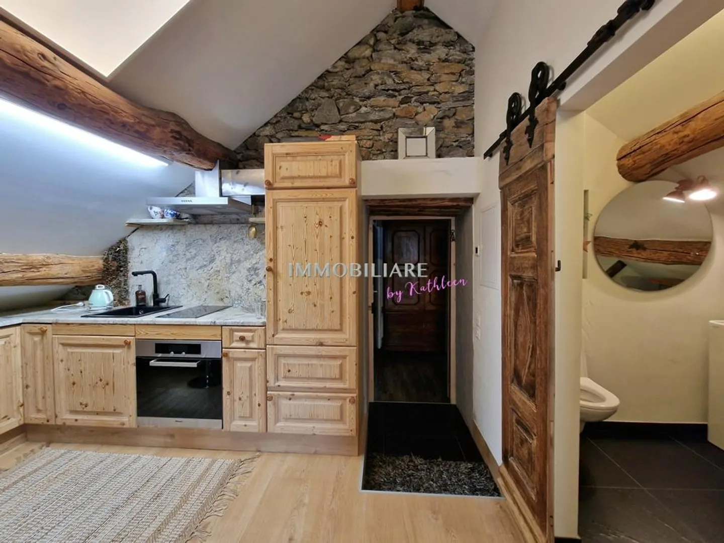 Casa ticinese completamente ristrutturata - utilizzabile privatamente o come B&B - Foto 19 di 24