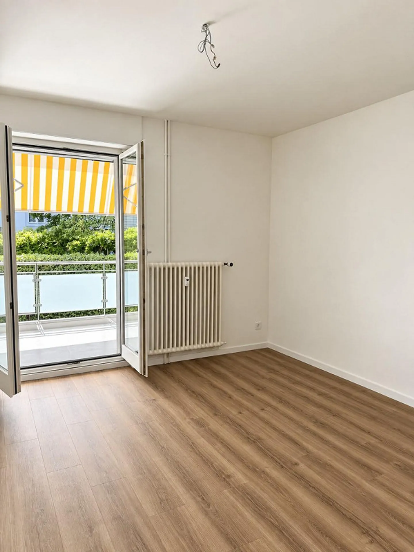 Living in a quiet and central location in Riehen - Photo 2 of 9