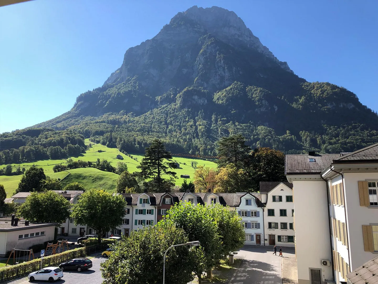Central 3.5-room apartment in Glarus - Photo 2 of 17