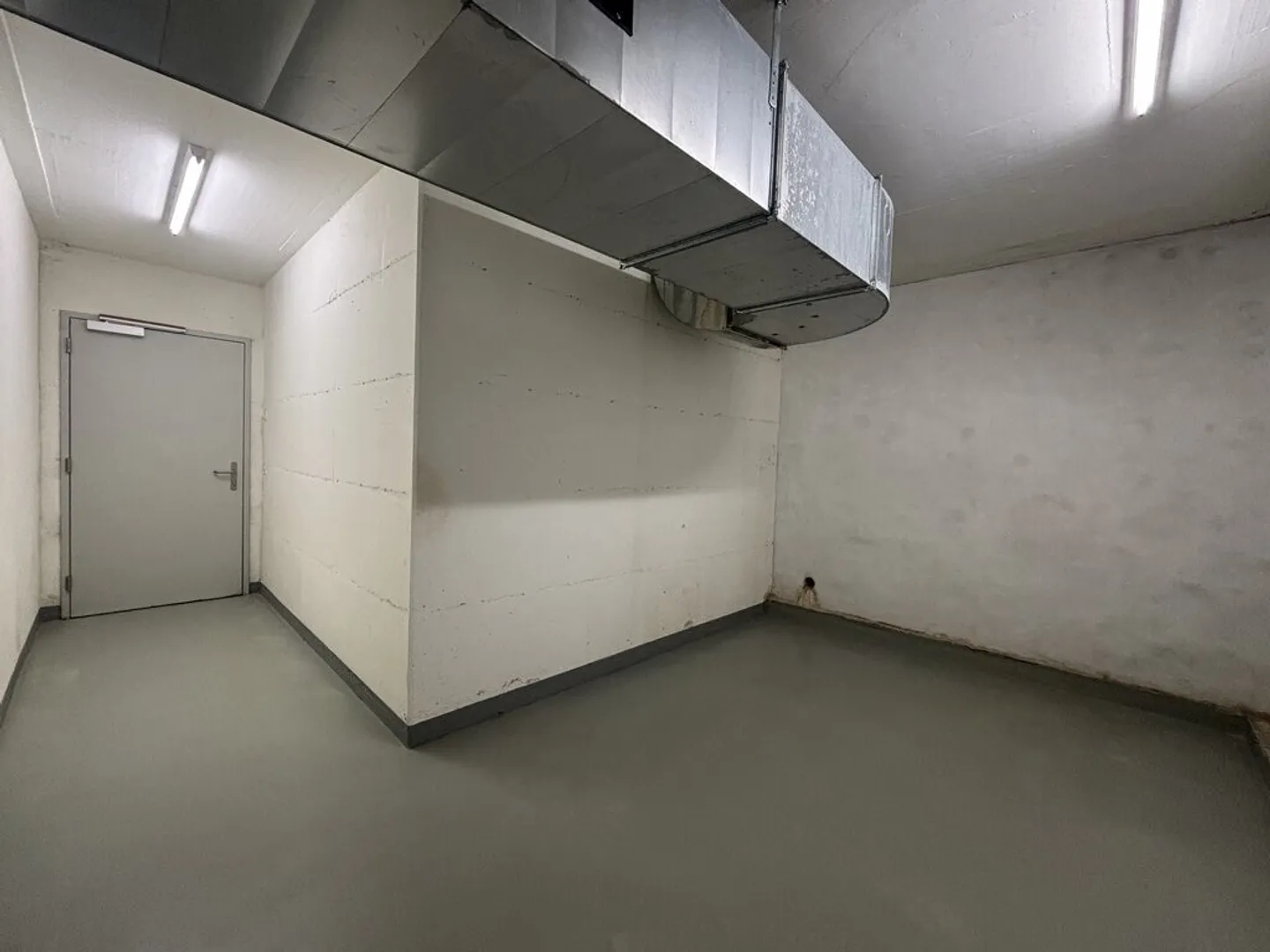 Deposito sicuro - vicino all'aeroporto - Foto 2 di 2