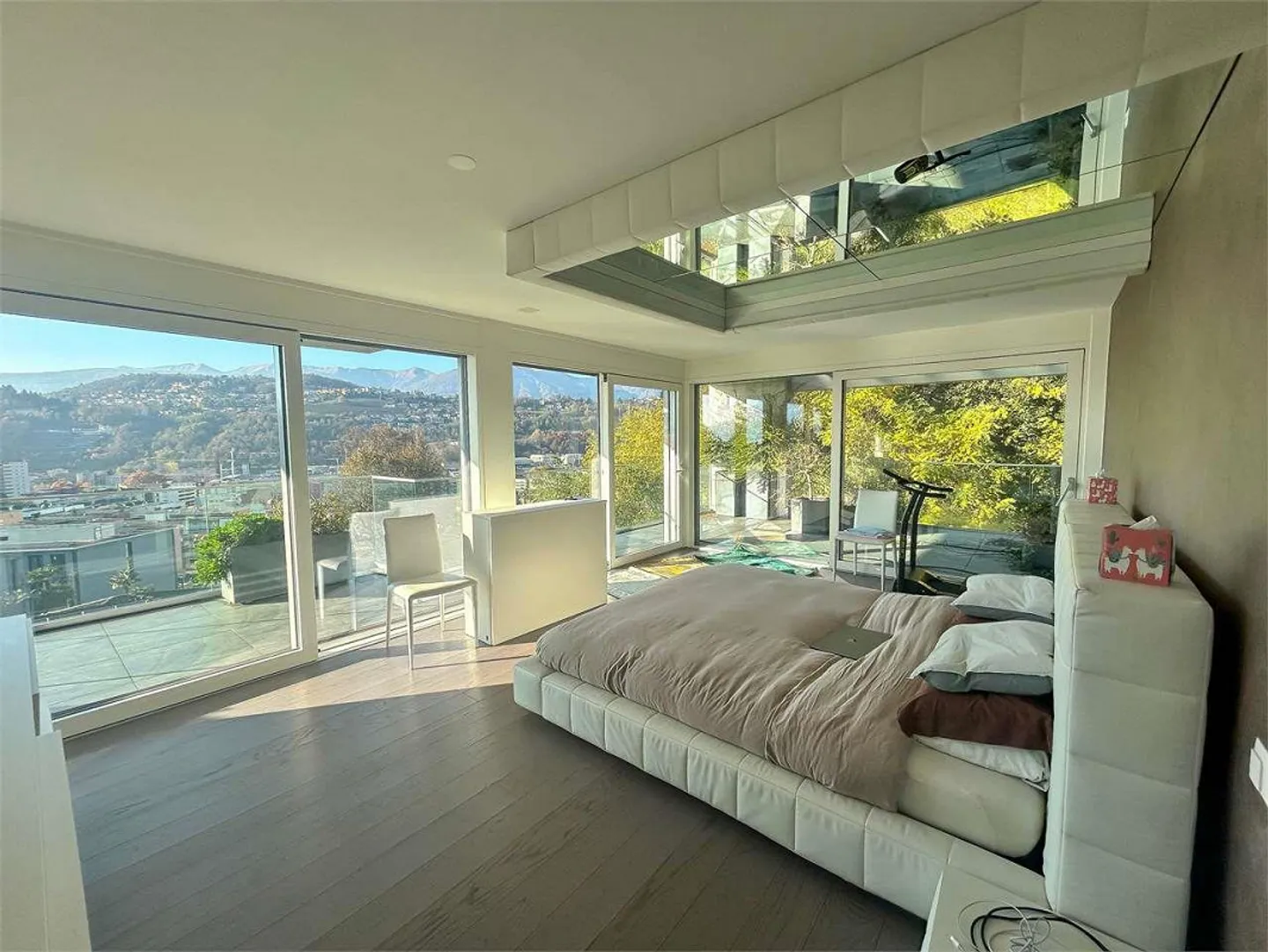 Lussuoso attico con vista sulla città di Lugano - Foto 10 di 13