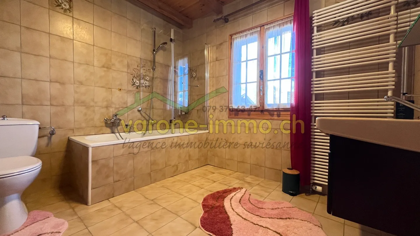 Chalet spacieux rénové et agrandi avec 4,5 pièces - Photo 13 sur 13