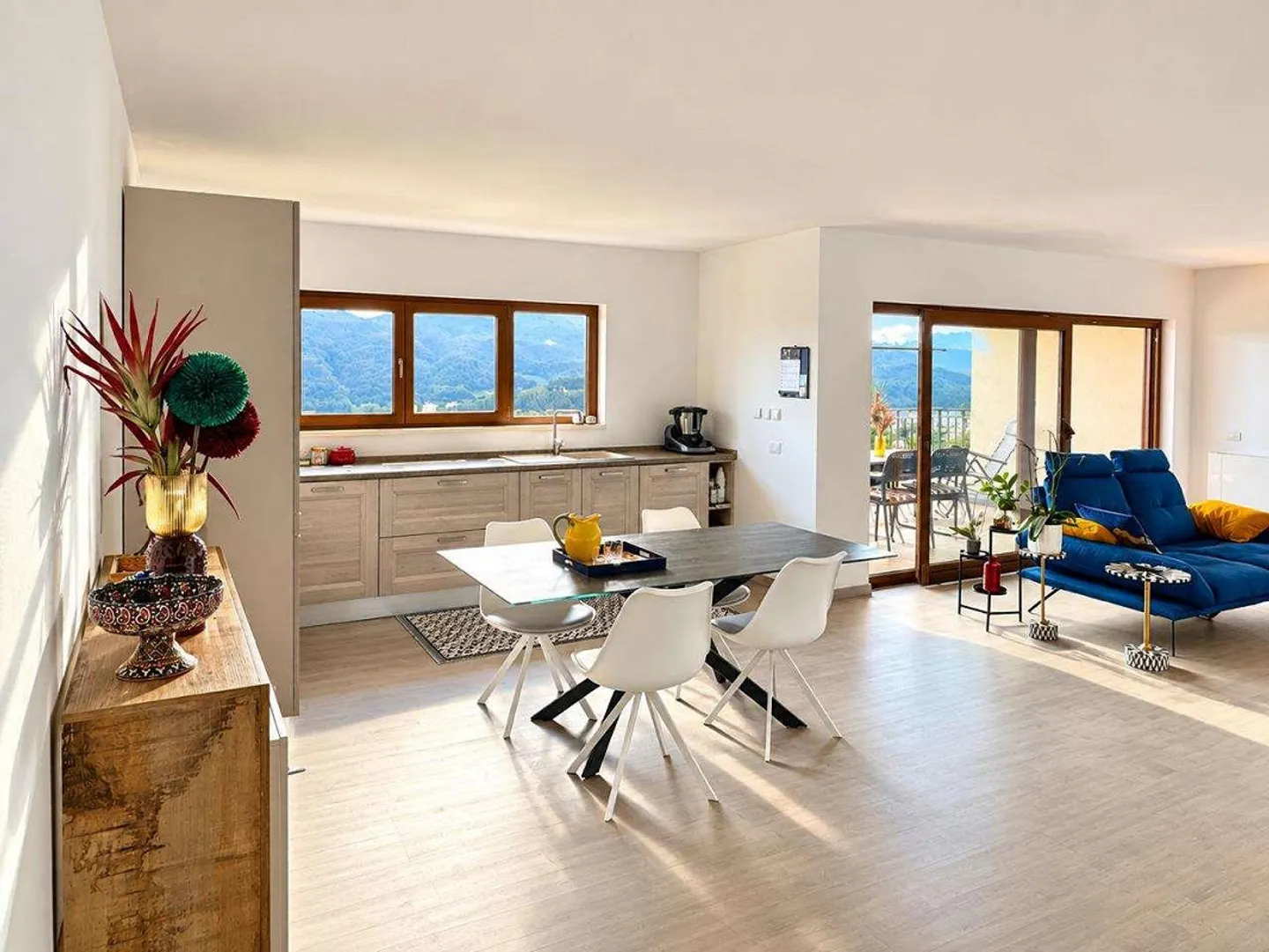 Vacallo: wunderschönes 3,5-Zimmer-Duplex mit Blick auf den Comer See - Foto 1 von 9