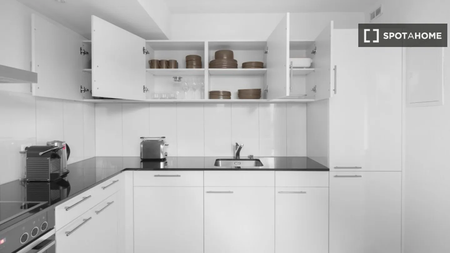 Discover, visit and rent your new home online with full confidence. - Photo 4 of 15