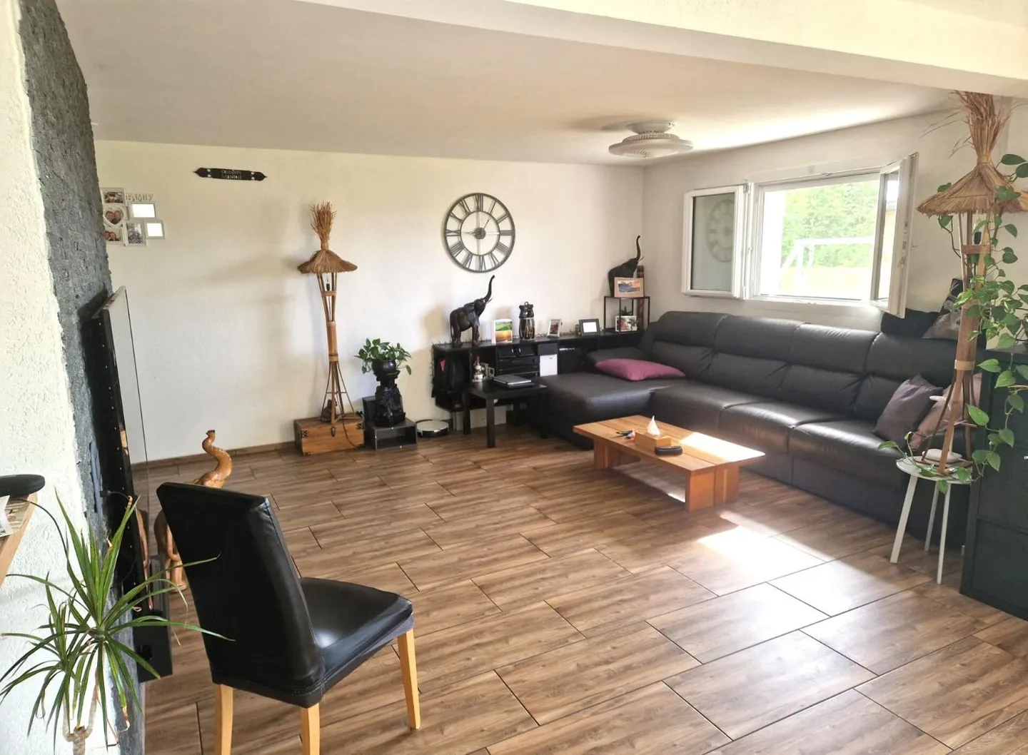 Magnifique villa de 6,5 pièces avec vue panoramique et studio indépendant - Photo 2 sur 13