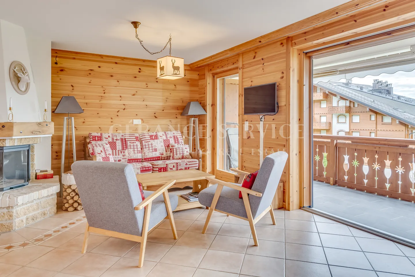 3.5P - Rhodonite 12B - Year-round rental starting July 1st - Photo 2 of 14