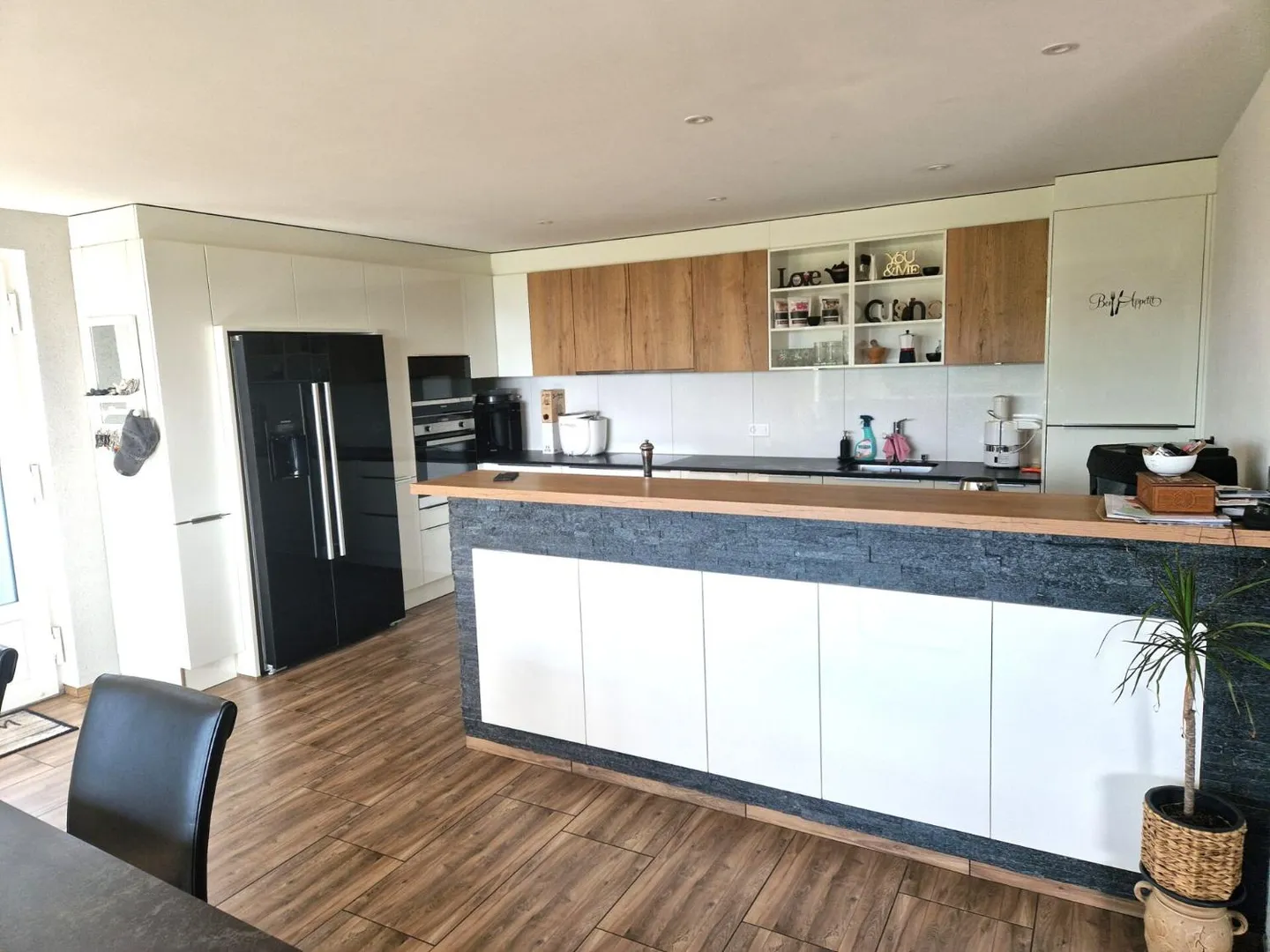 Magnifique villa de 6,5 pièces avec vue panoramique et studio indépendant - Photo 11 sur 13