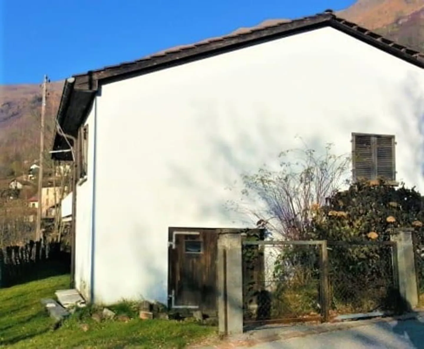 Detached house surrounded by nature - Photo 4 of 10