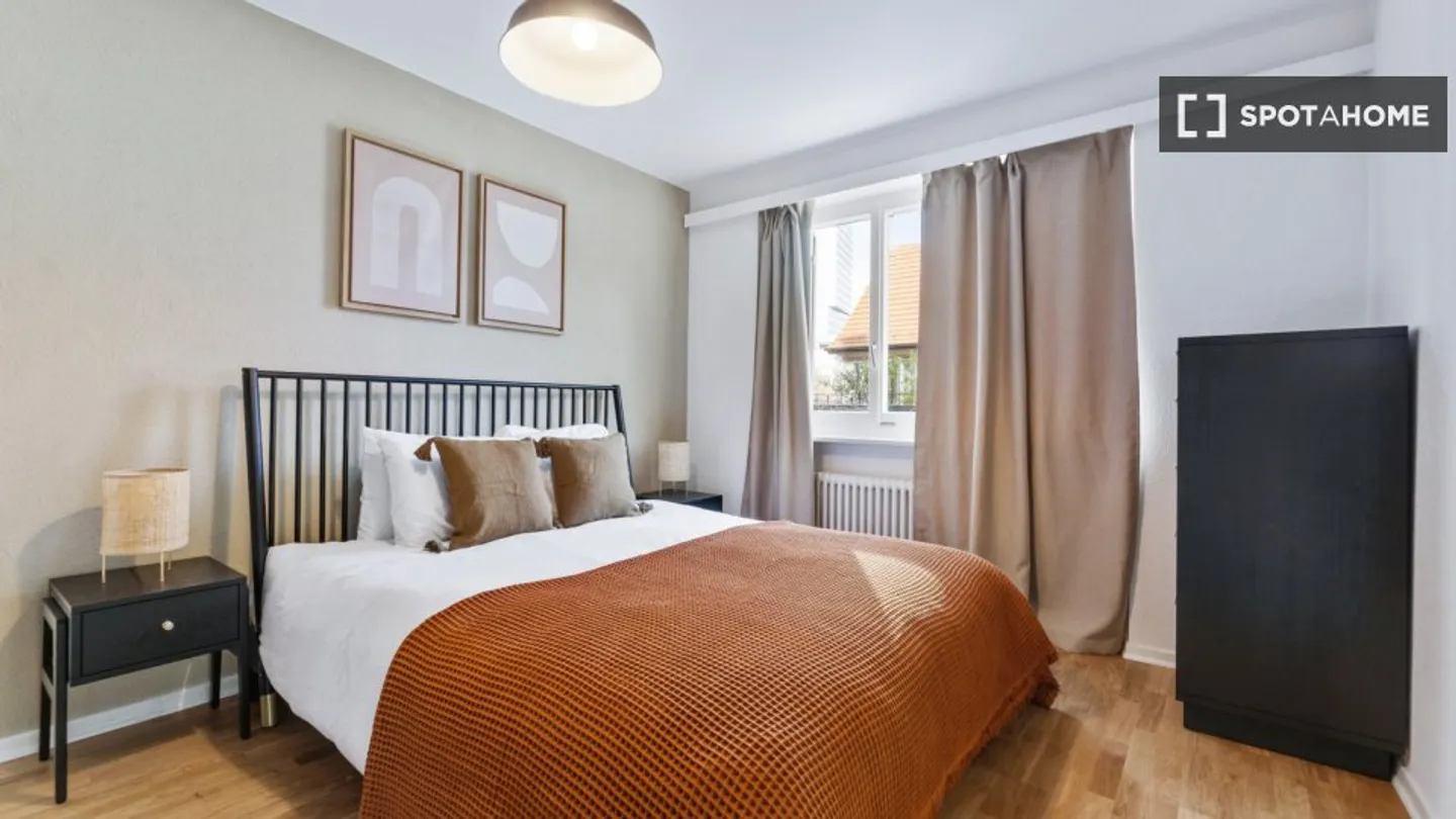 Discover, visit and rent your new home online with full confidence. - Photo 5 of 15