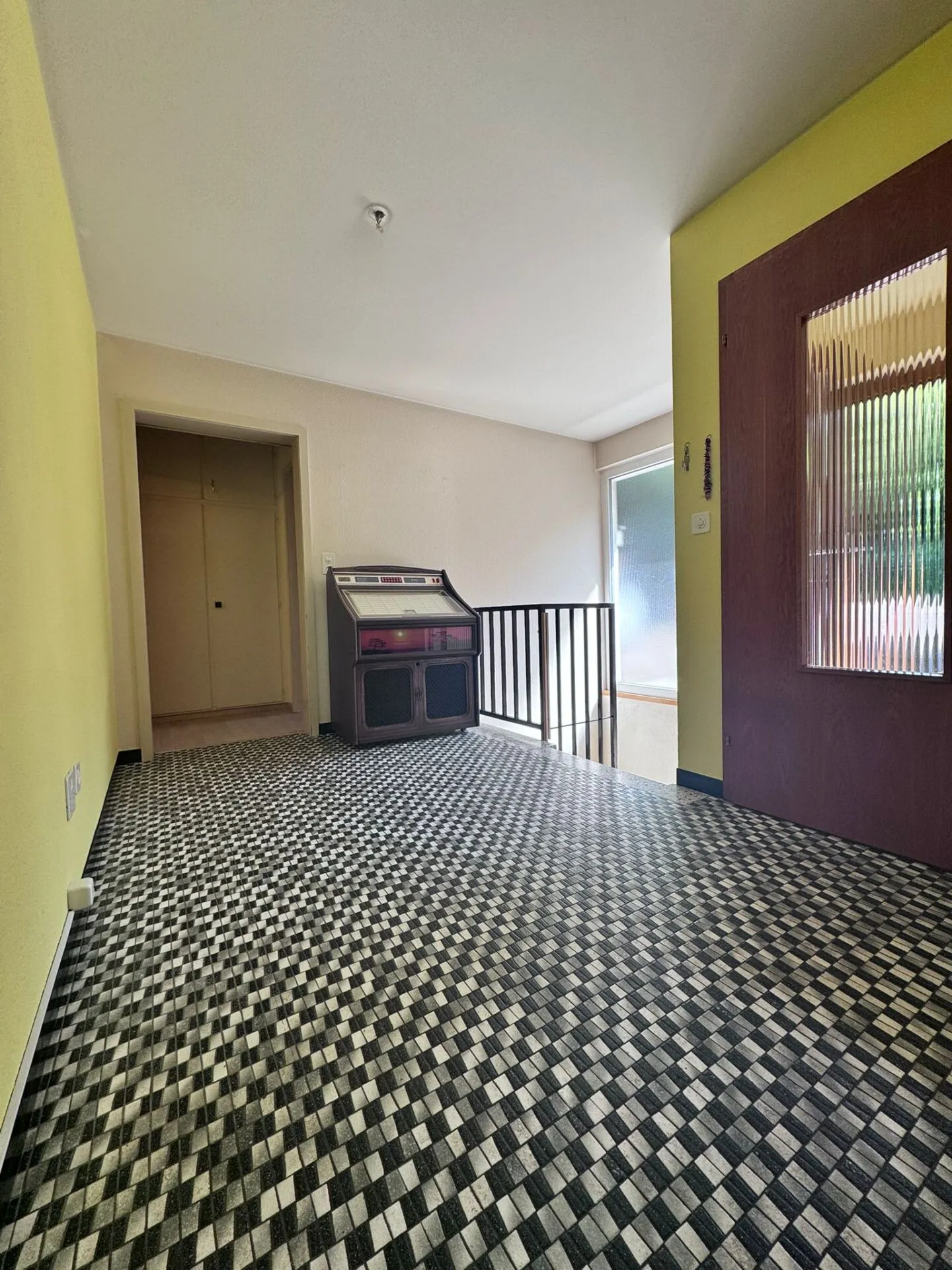 Casa unifamiliare indipendente con 5,5 stanze, estensione, garage e grande giardino - Foto 13 di 38