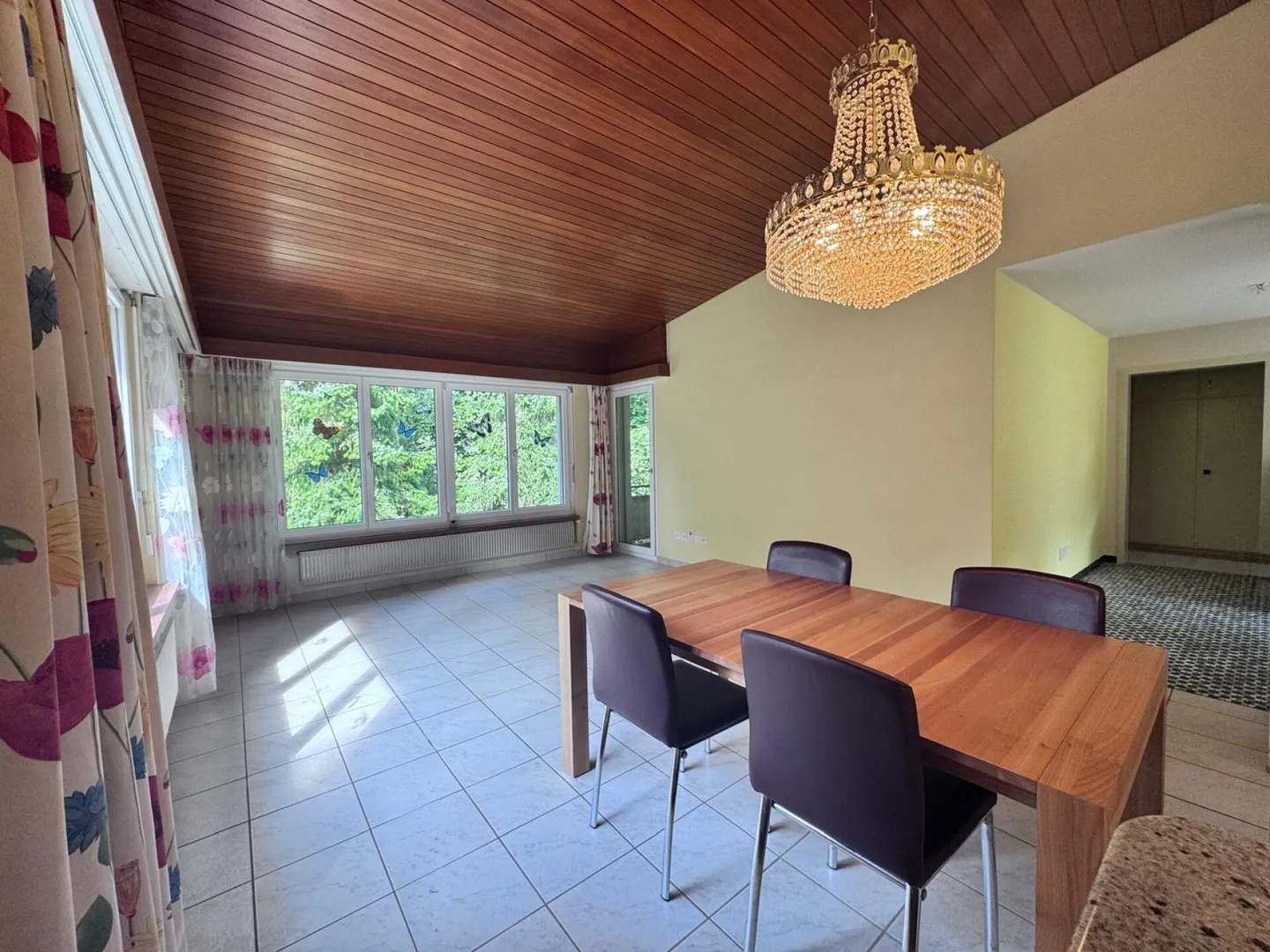 Casa unifamiliare indipendente con 5,5 stanze, estensione, garage e grande giardino - Foto 14 di 38