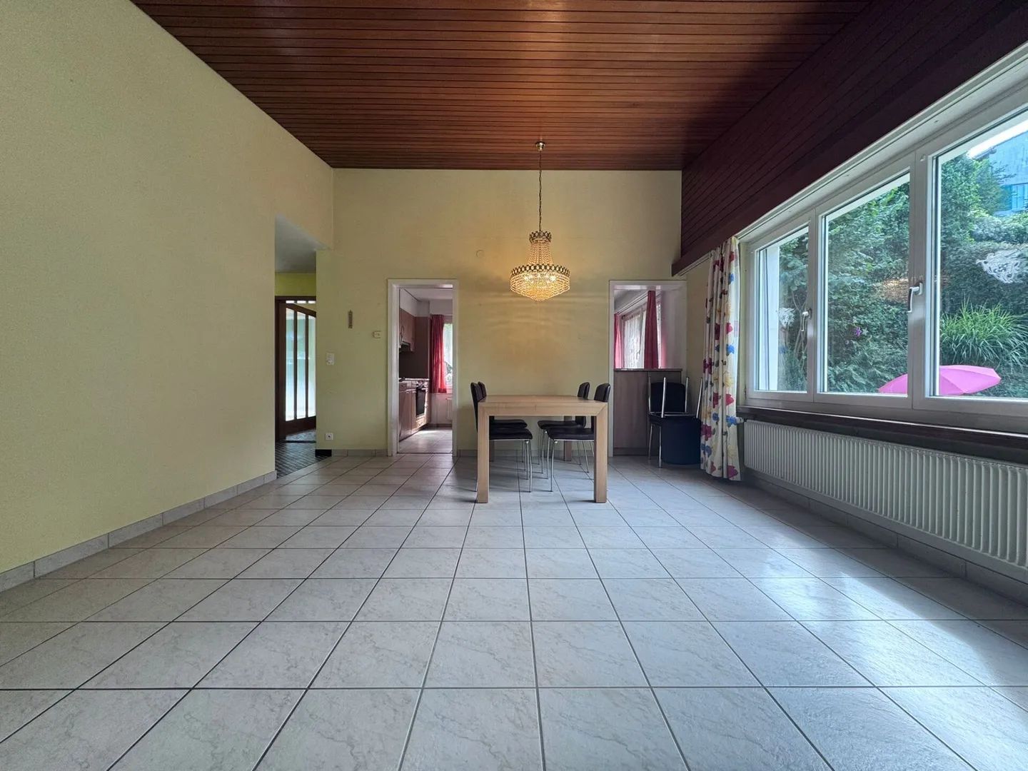 Casa unifamiliare indipendente con 5,5 stanze, estensione, garage e grande giardino - Foto 16 di 38