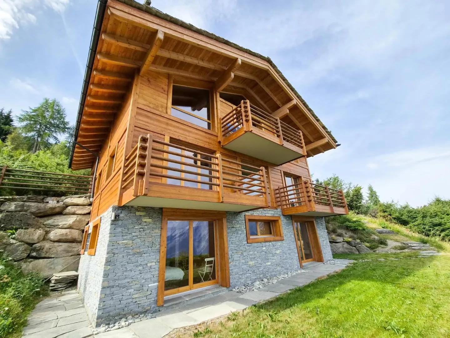 Chalet eccezionale ai margini del bisse e vicino alle piste da sci! - Foto 1 di 13