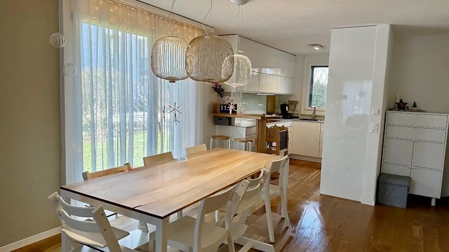 CASA 5½ STANZE A WINTERTHUR - OBERWINTERTHUR, ARREDATA, TEMPORANEA - Foto 2 di 10