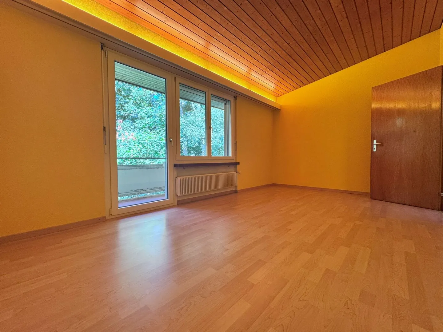 Casa unifamiliare indipendente con 5,5 stanze, estensione, garage e grande giardino - Foto 21 di 38