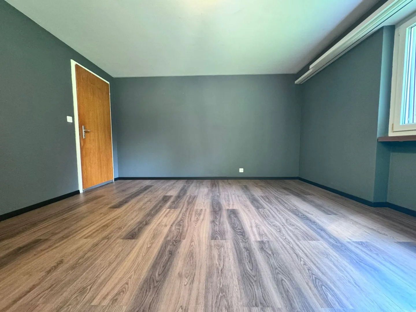 Casa unifamiliare indipendente con 5,5 stanze, estensione, garage e grande giardino - Foto 25 di 38