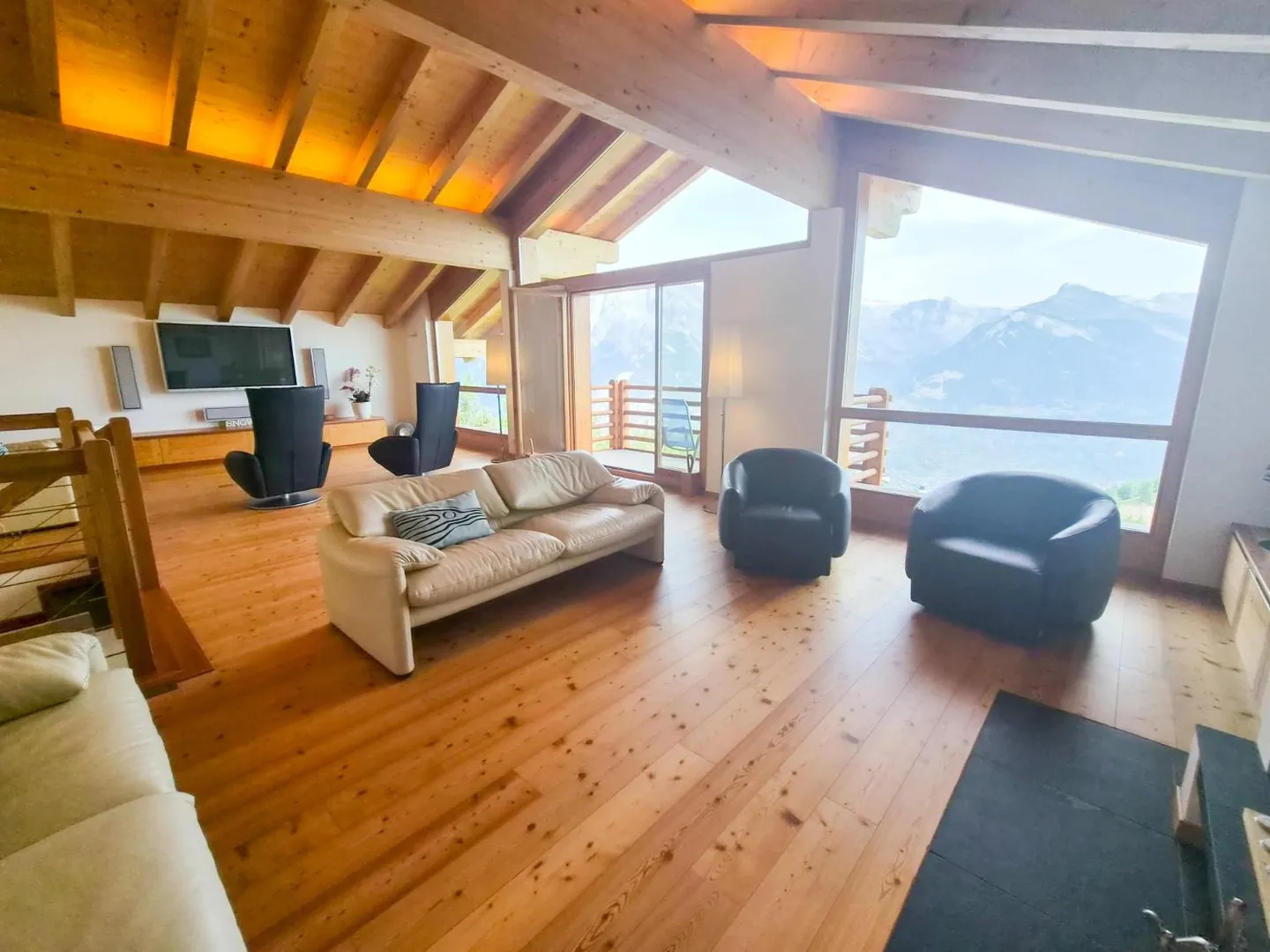 Chalet eccezionale ai margini del bisse e vicino alle piste da sci! - Foto 6 di 13