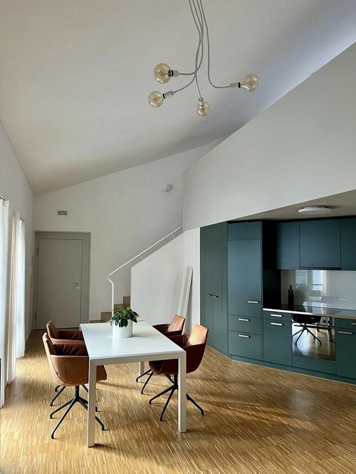 Nouvelle construction de rêve sur deux étages - Maisonette de 2,5 pièces dans un emplacement privilégié - Photo 2 sur 7