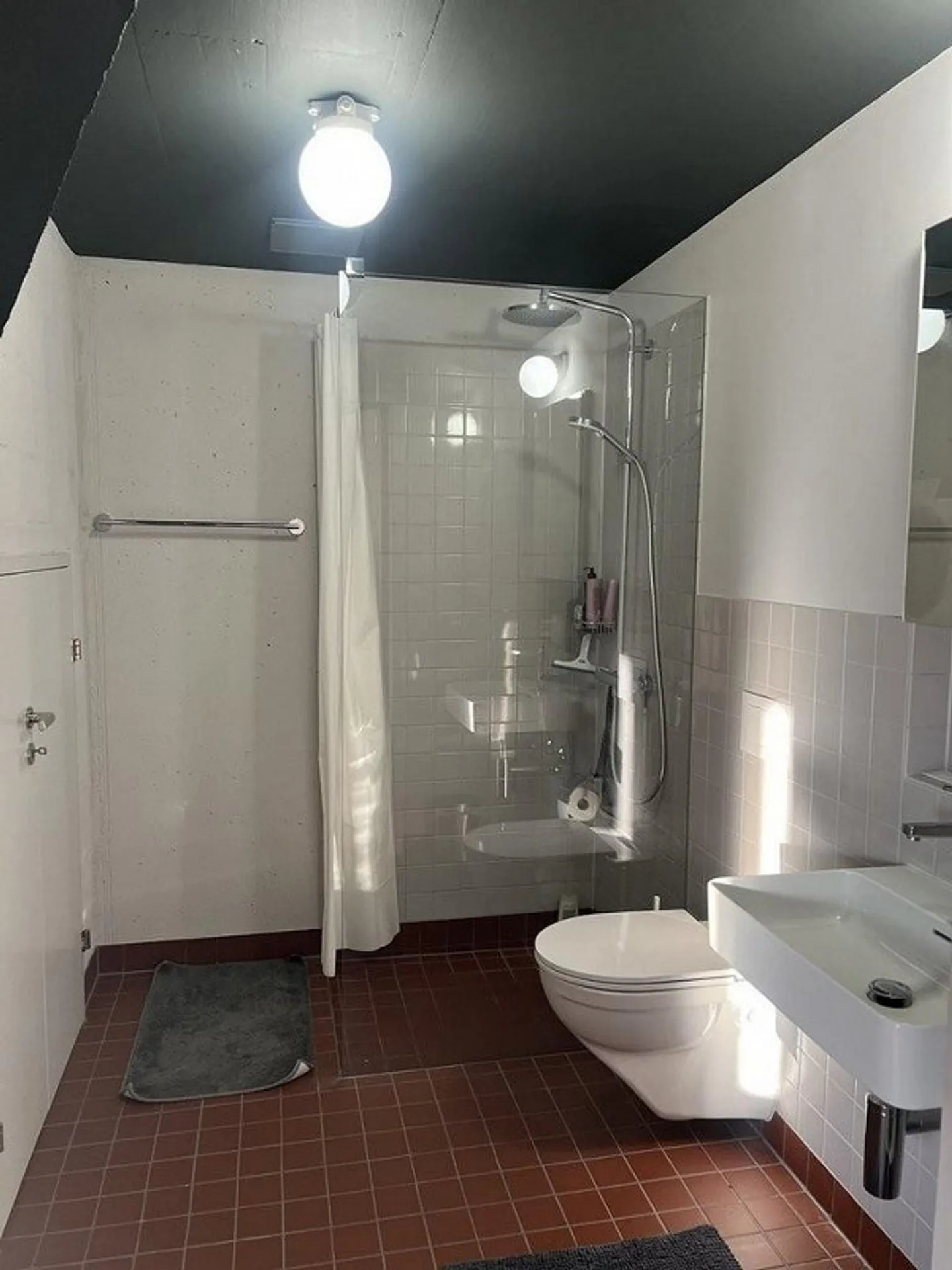 Nouvelle construction de rêve sur deux étages - Maisonette de 2,5 pièces dans un emplacement privilégié - Photo 6 sur 7