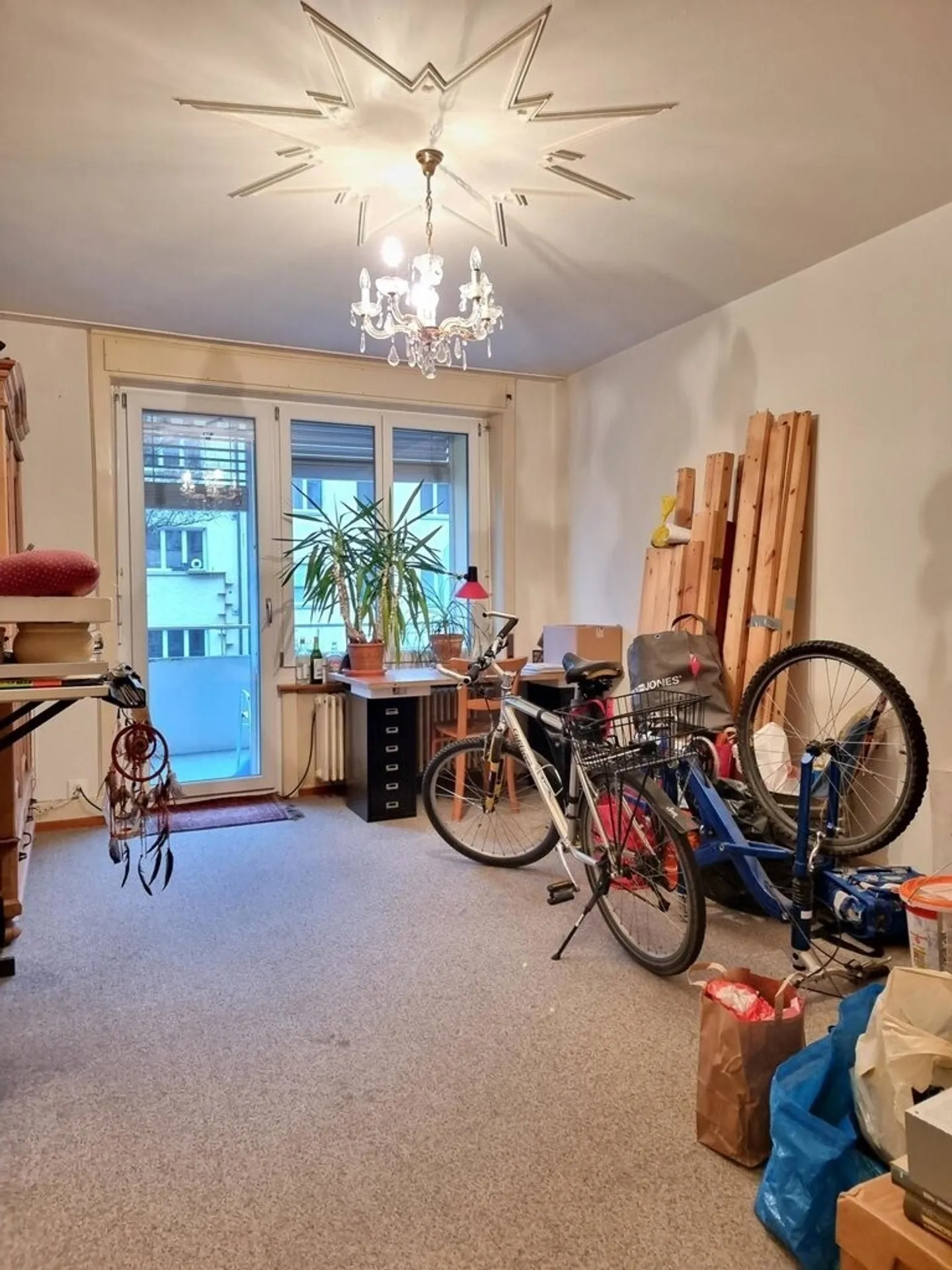 Charmante Wohnung mit Balkon - Foto 2 von 7