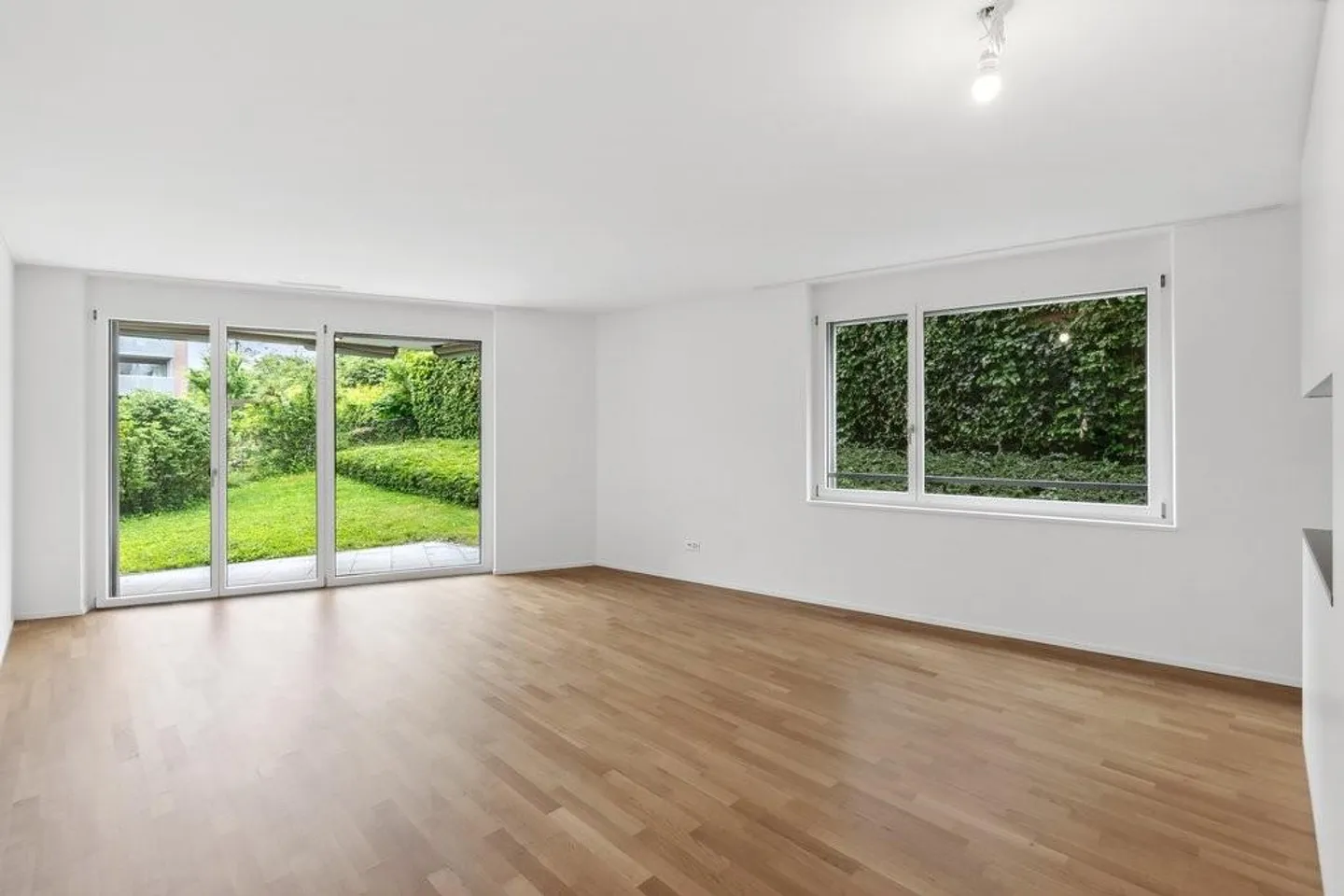Appartement moderne de 3.5 pièces dans un emplacement central - Photo 2 sur 9