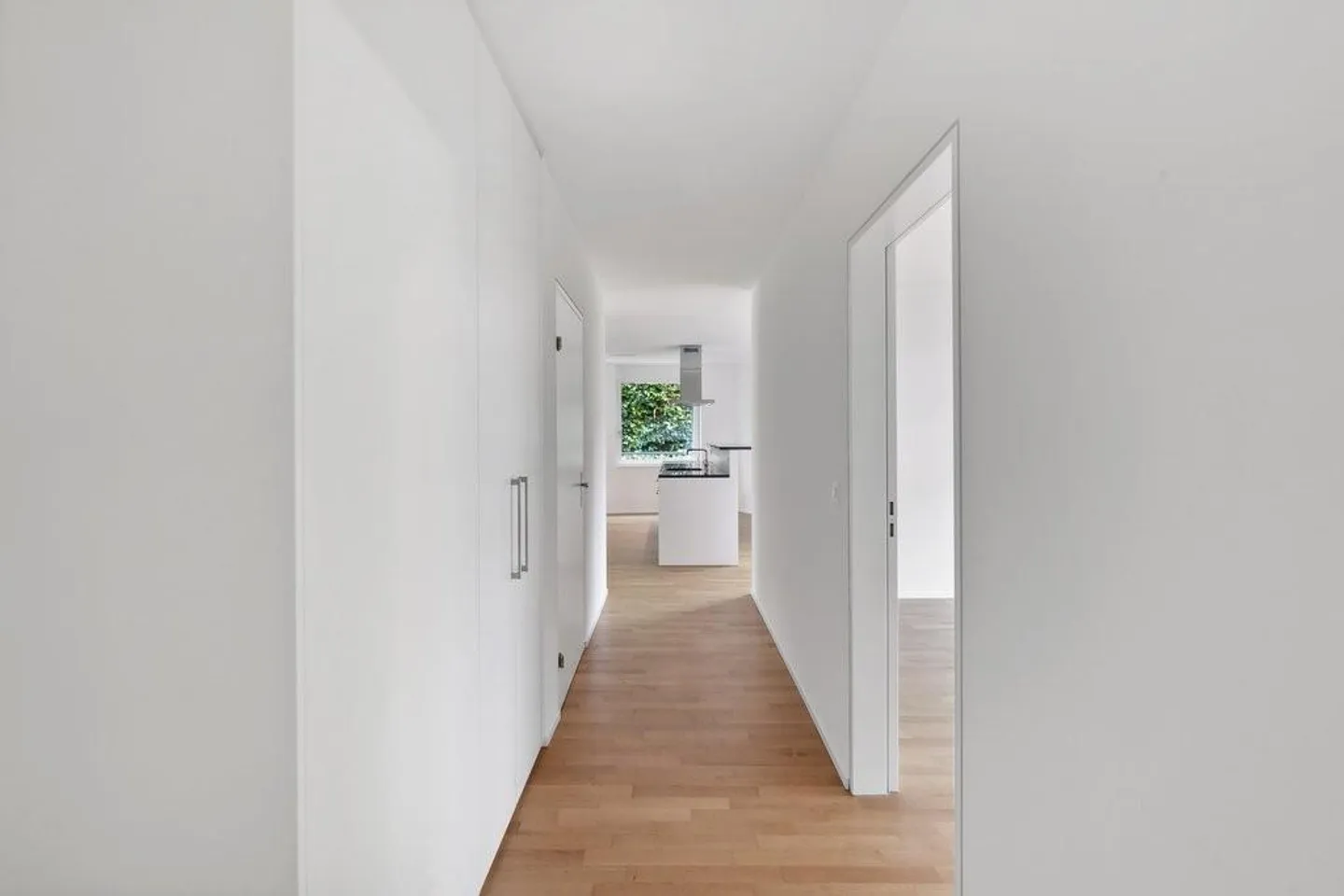 Appartement moderne de 3.5 pièces dans un emplacement central - Photo 7 sur 9