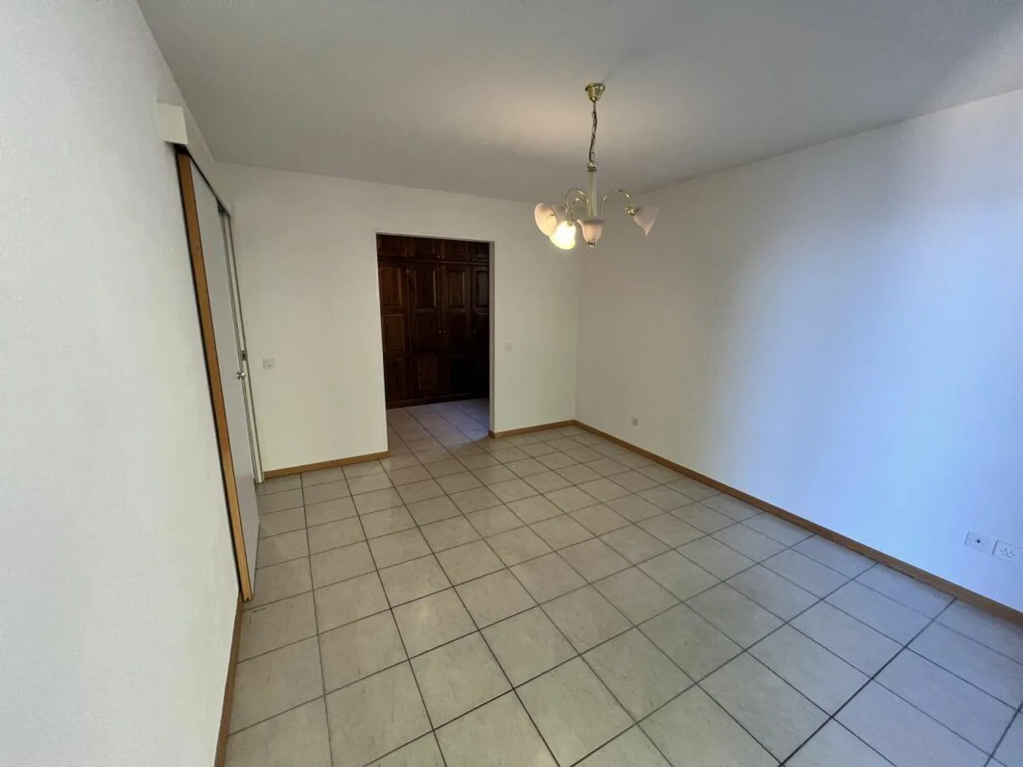 Appartement avec 4,5 pièces et une belle vue sur le lac - Photo 14 sur 20
