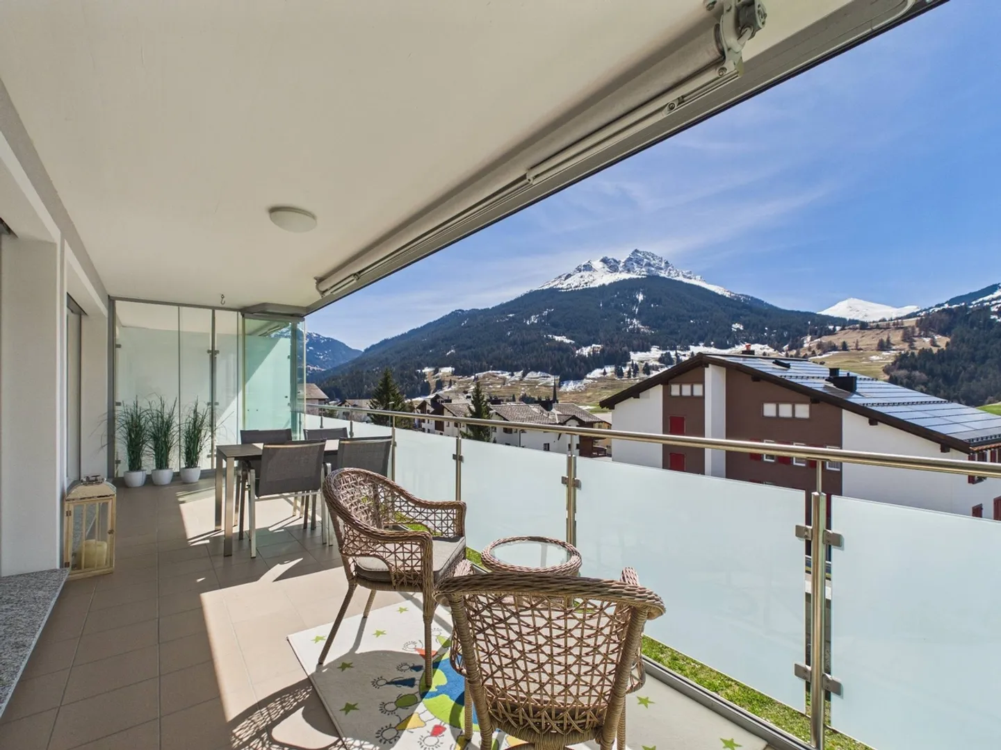 Moderne Wohnung mit sonnigem Balkon - Foto 1 von 12