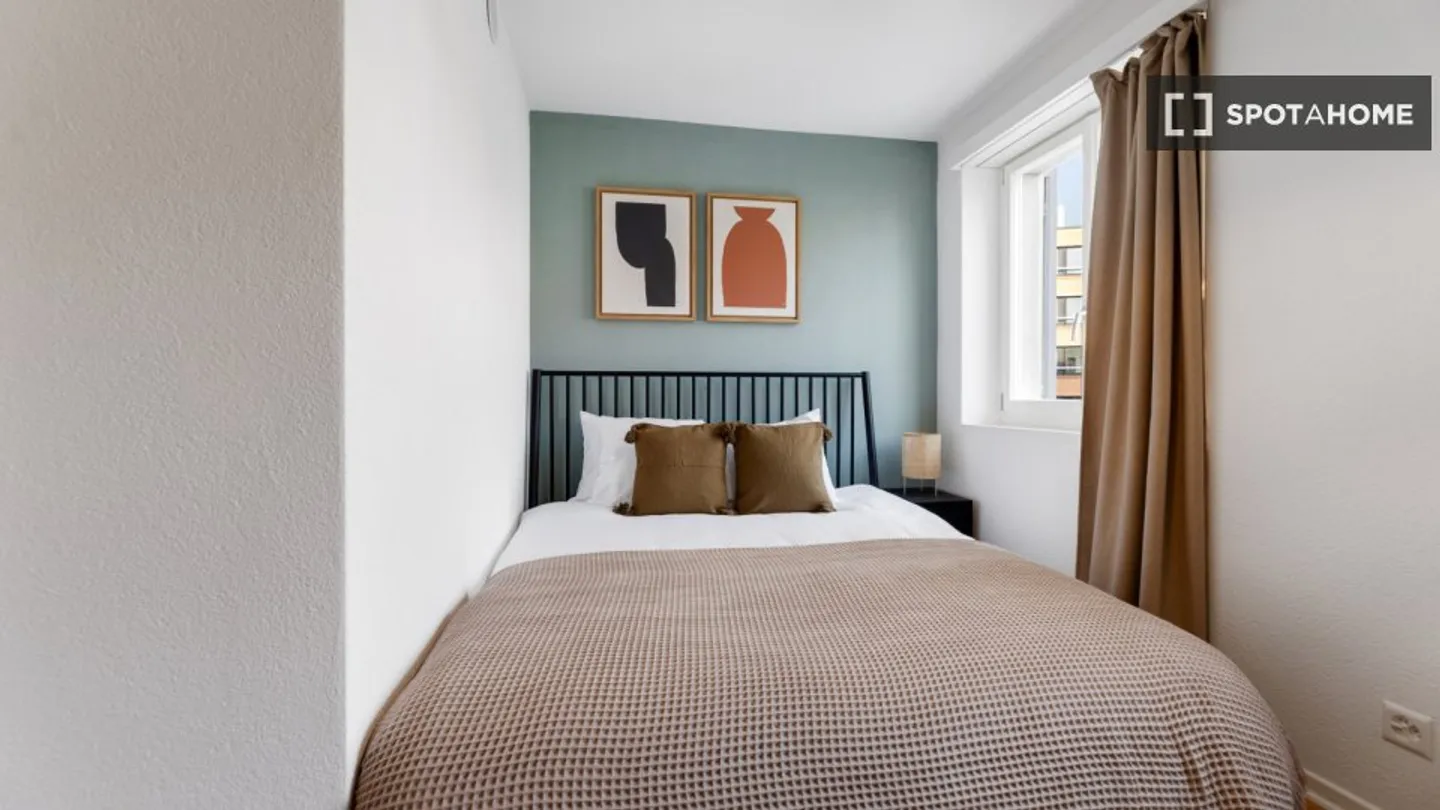 Discover, visit and rent your new home online with full confidence. - Photo 9 of 15