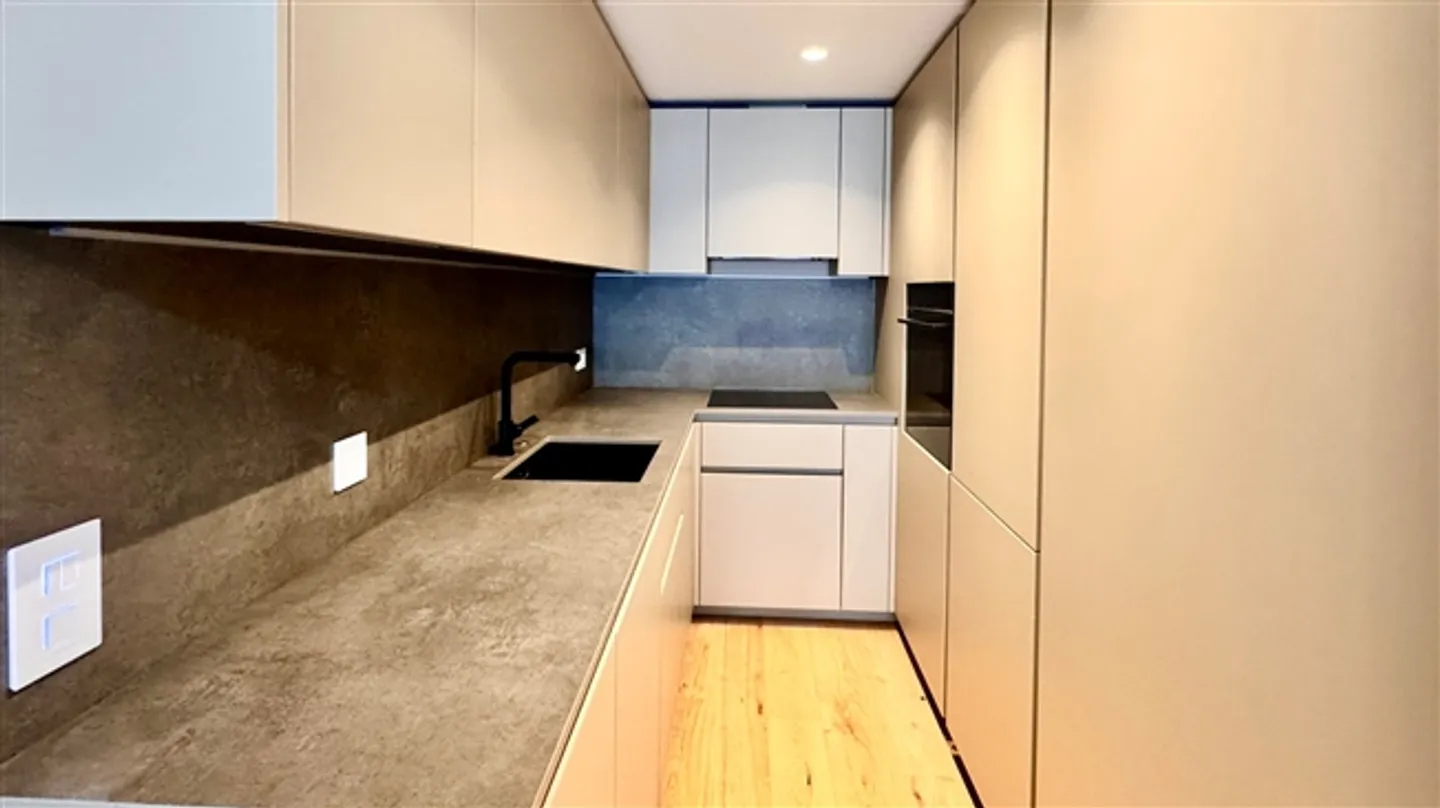 «Neue prestigeträchtige Residenz direkt am Luganersee 7 km vom Zentrum von Lugano entfernt» - Foto 3 von 20