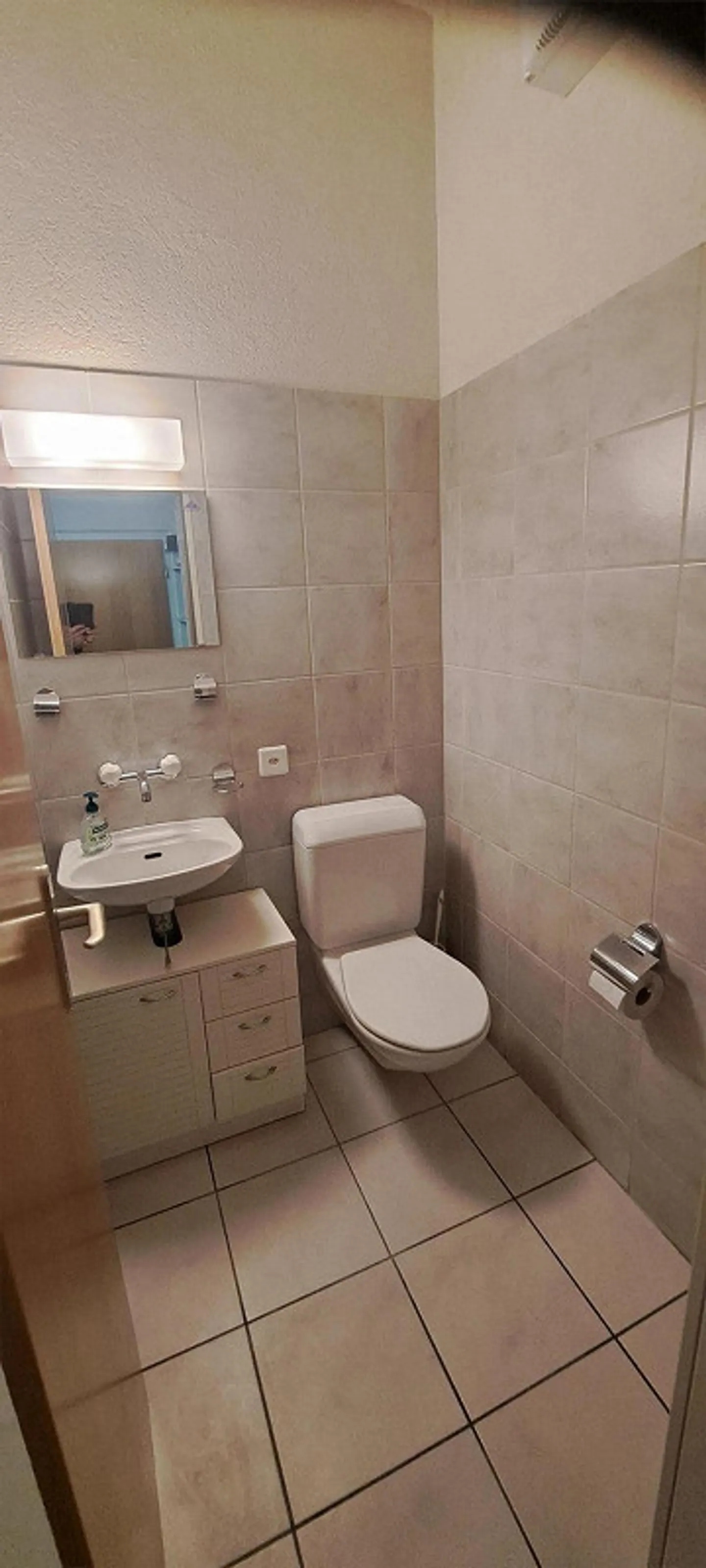 Studio / Gallery / Practice Room Wanted? - Photo 9 of 10