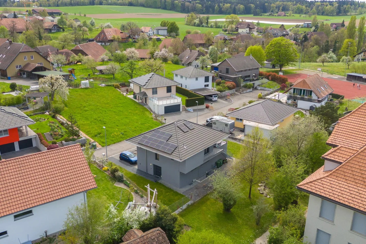 Moderne et économe en énergie - Maison individuelle de 4,5 pièces dans un emplacement ensoleillé avec belle vue - Photo 26 sur 26