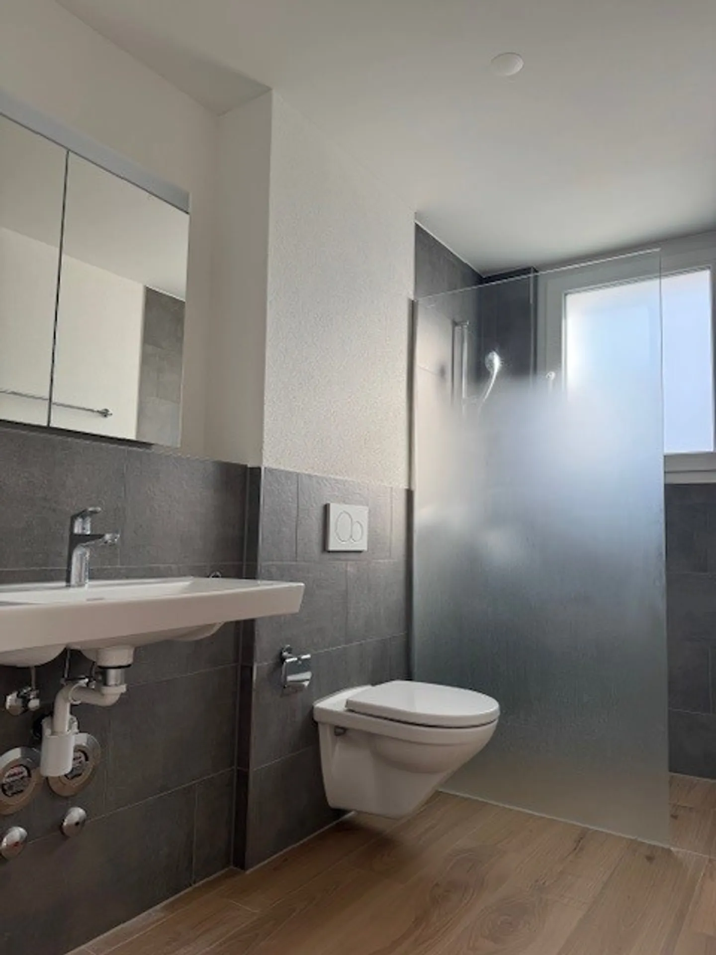 Moderne 3.5-Zimmer-Attikawohnung - Foto 8 von 11