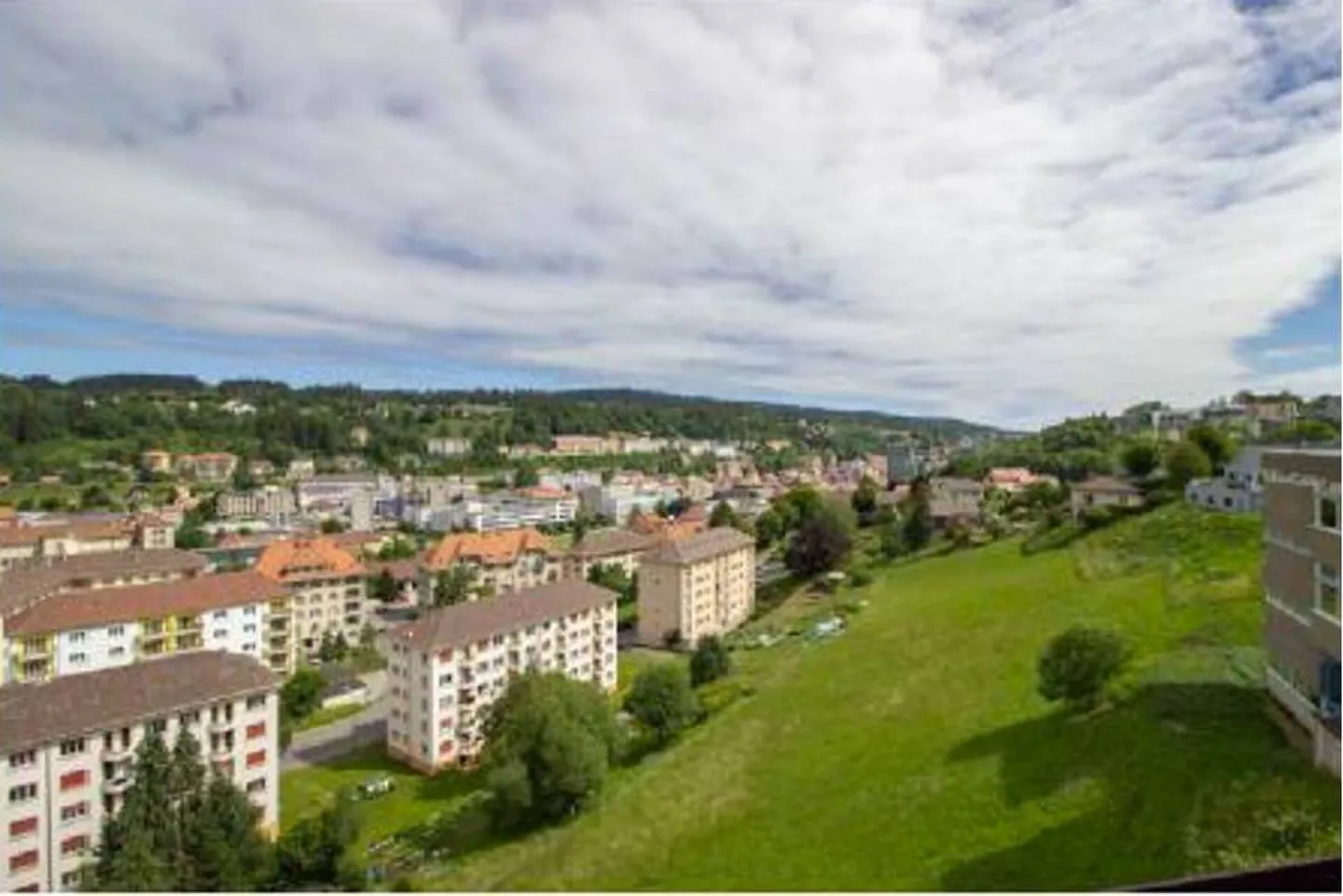 Edificio in affitto a Locle - Foto 3 di 3