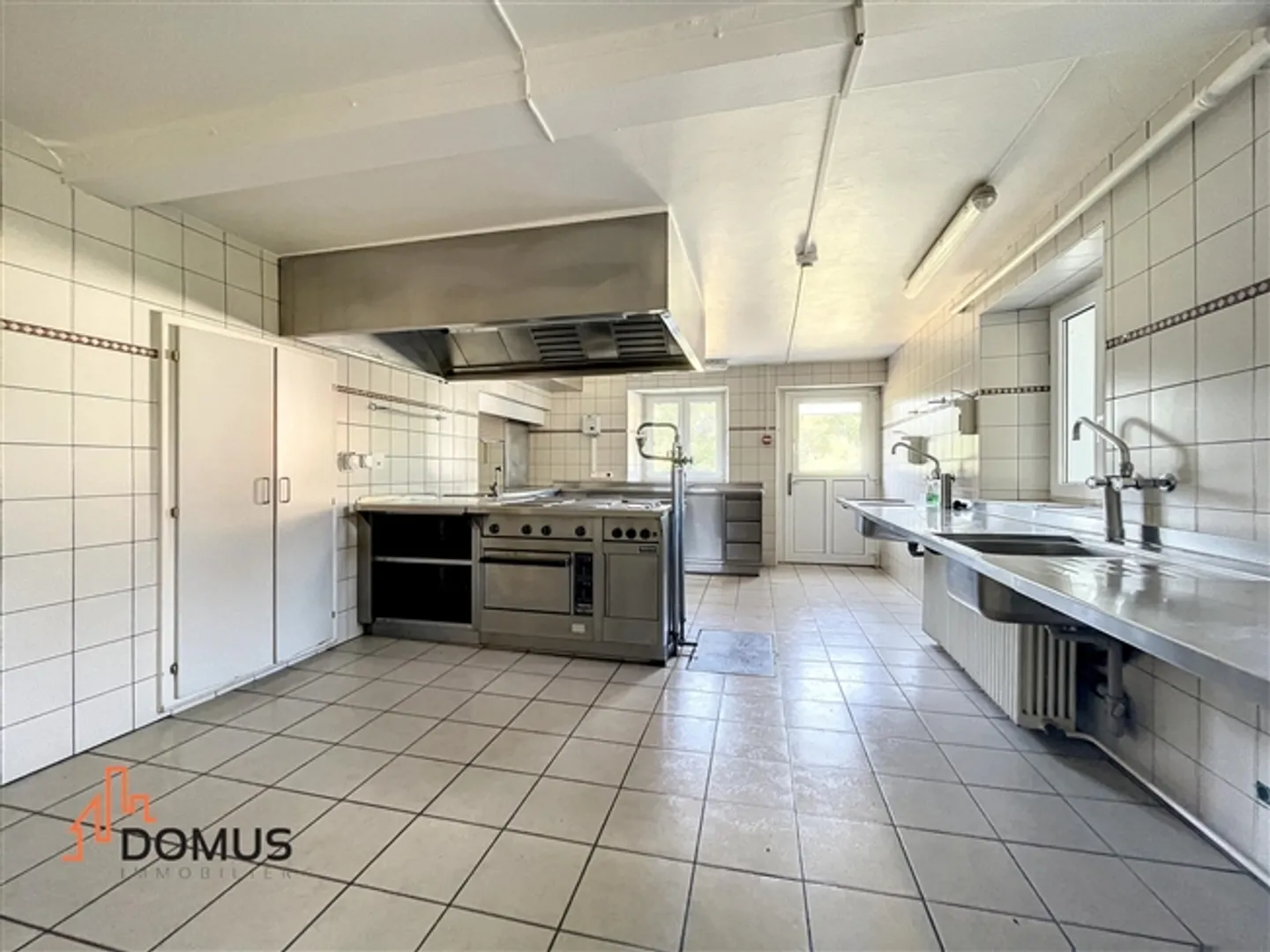 Historical property from 1823 in an extraordinary natural environment - Photo 5 of 13